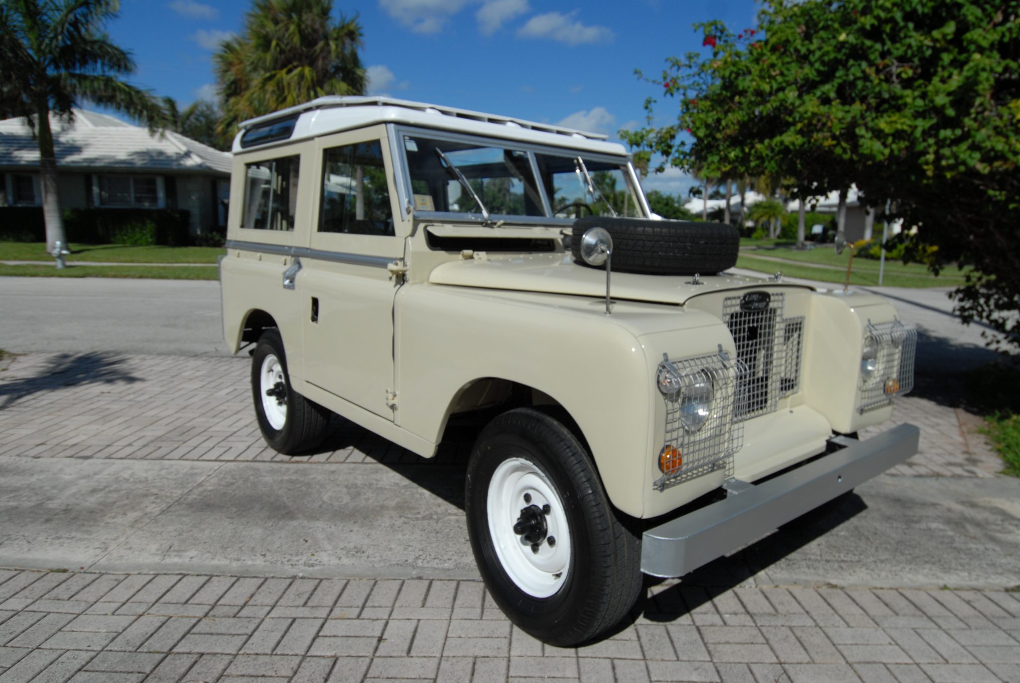Land Rover Series 88 