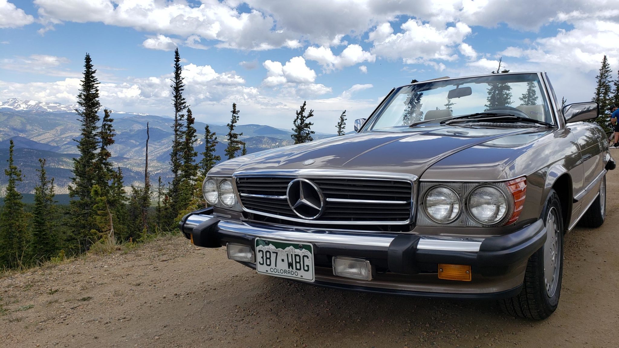 Mercedes-Benz R107 SL 
