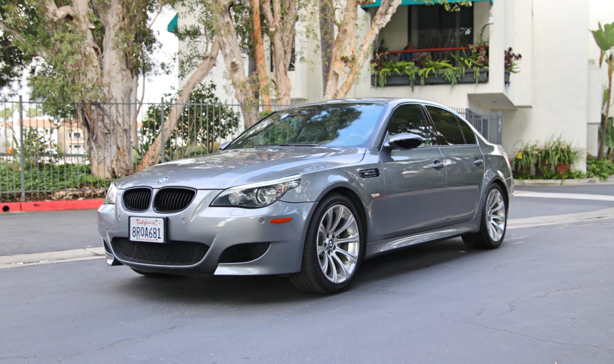 BMW E60 M5 