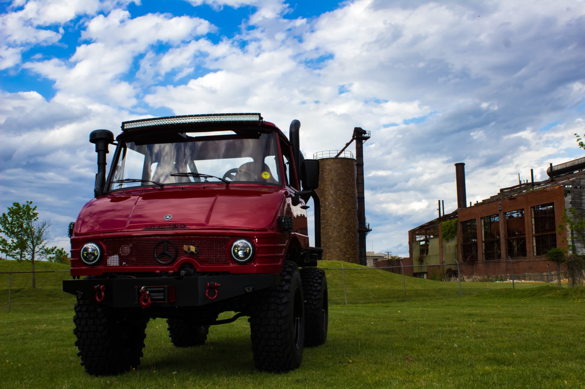 Mercedes-Benz Unimog 