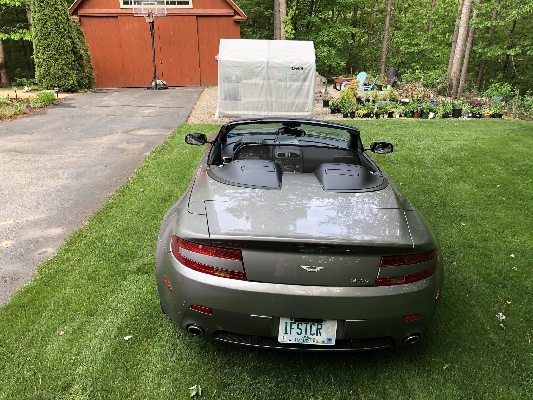 Aston Martin V8 Vantage (2006+) 