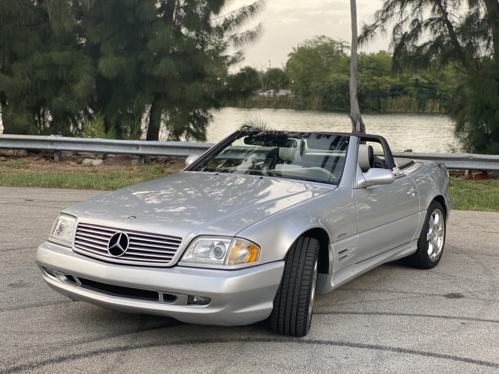 Mercedes-Benz R129 SL 