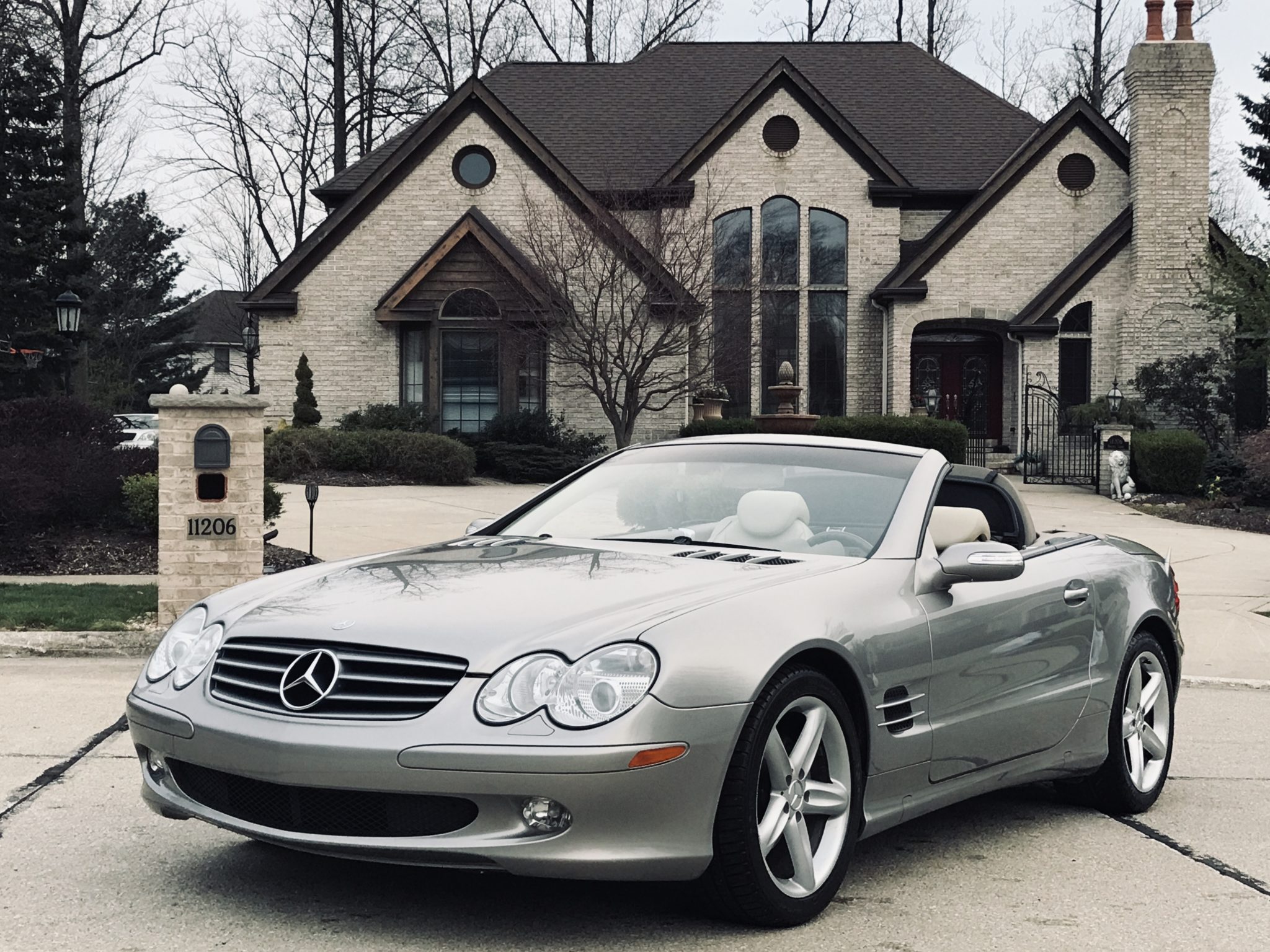 Mercedes-Benz R230 SL 