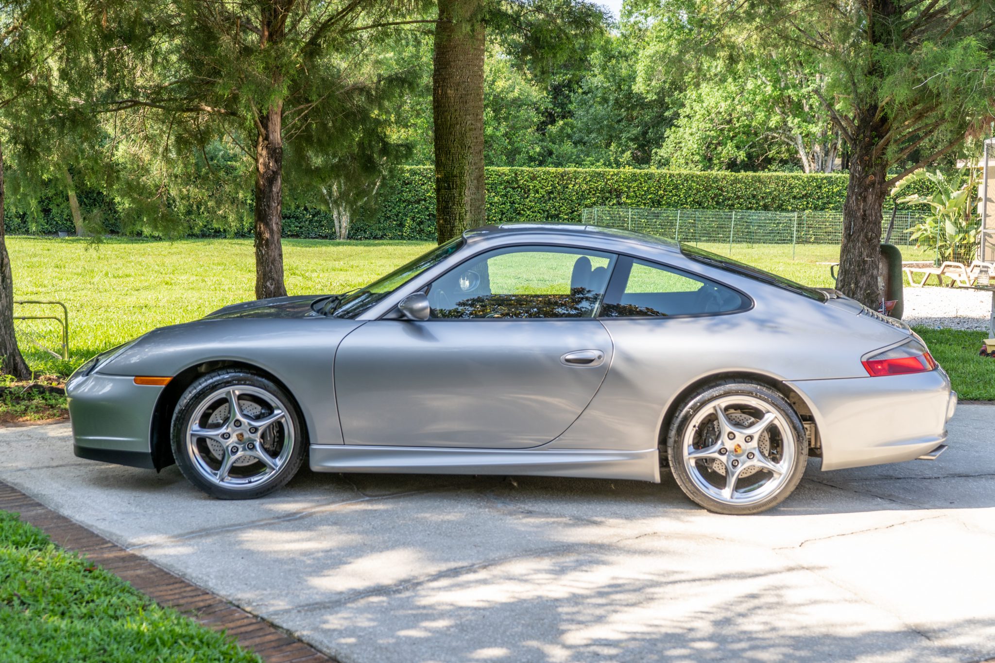2004 Porsche 996 911 (Non-Turbo/GT2/GT3) 