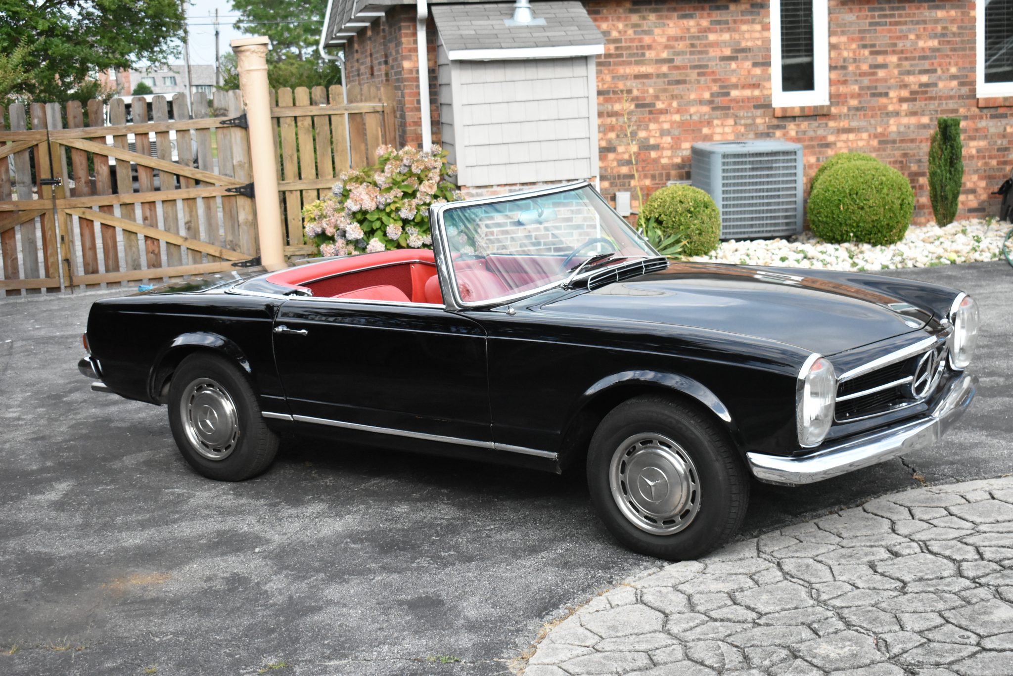 Mercedes-Benz W113 SL 