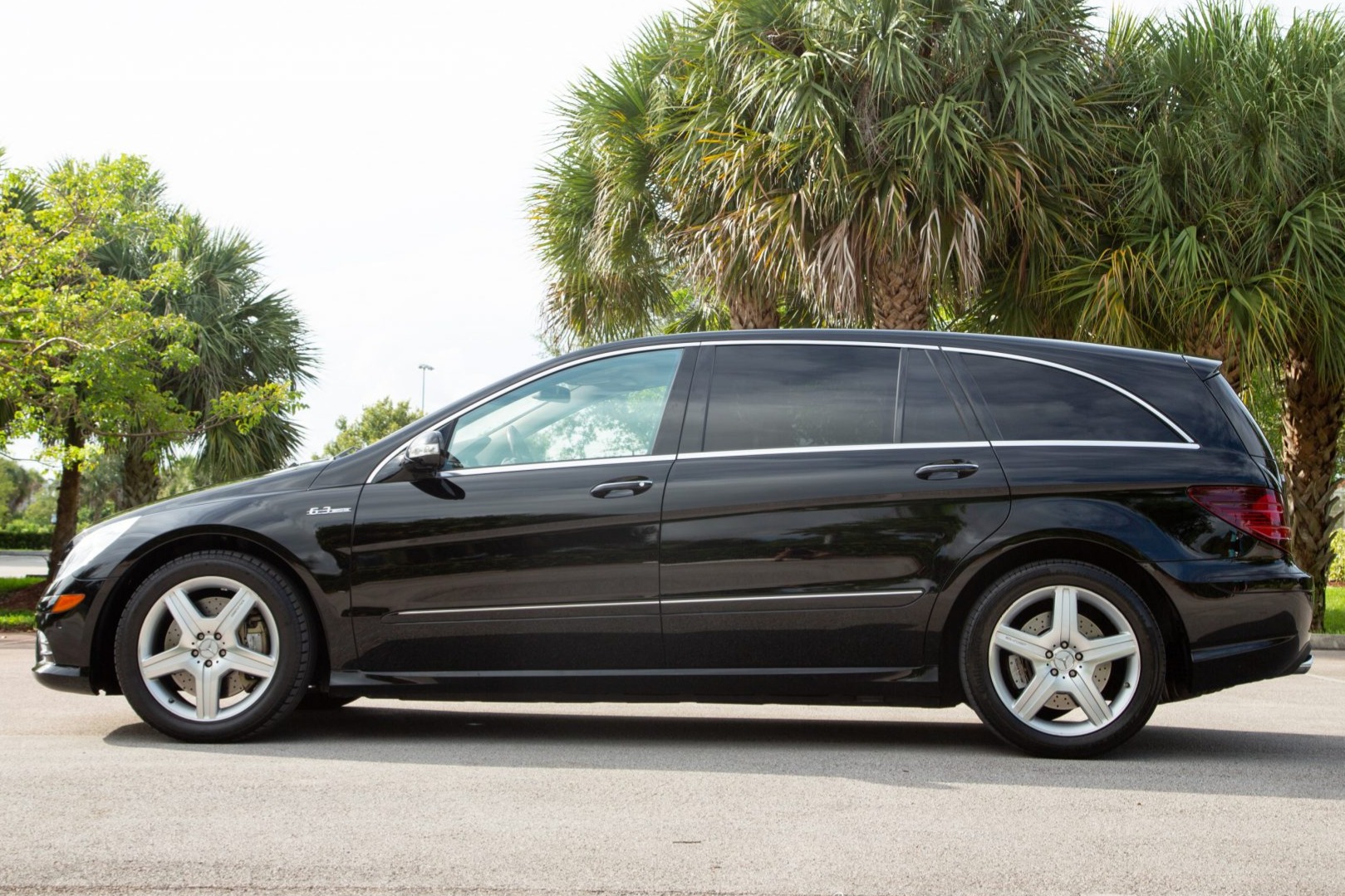 Mercedes-Benz R63 AMG 