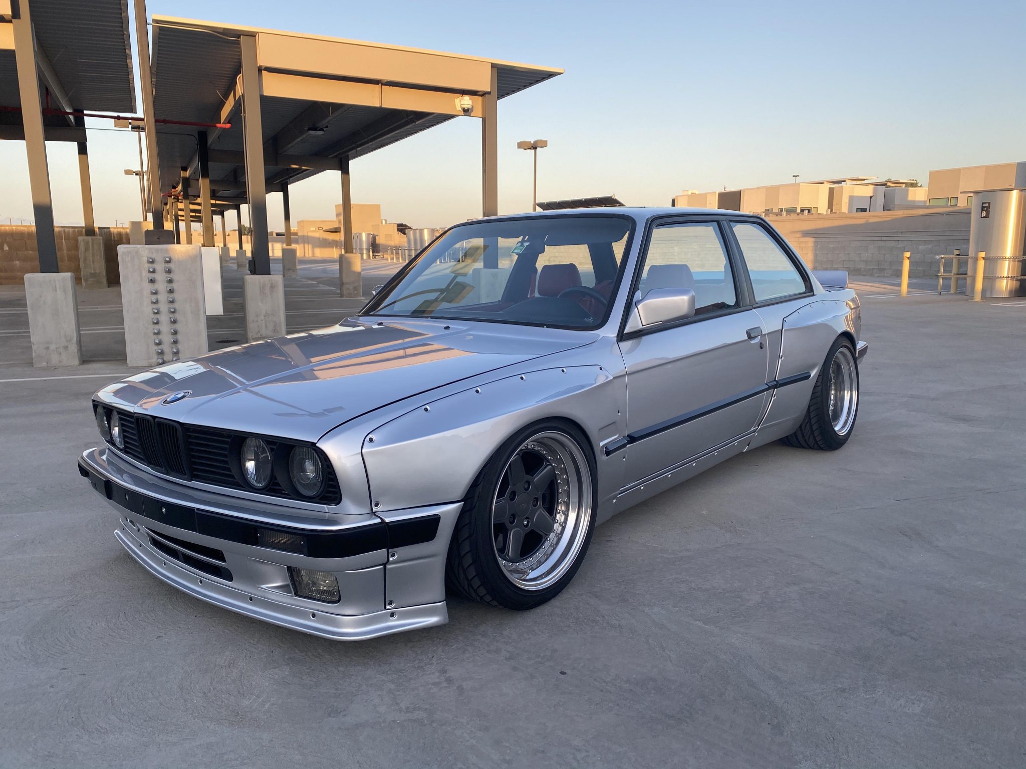 BMW E30 3-Series Coupe 