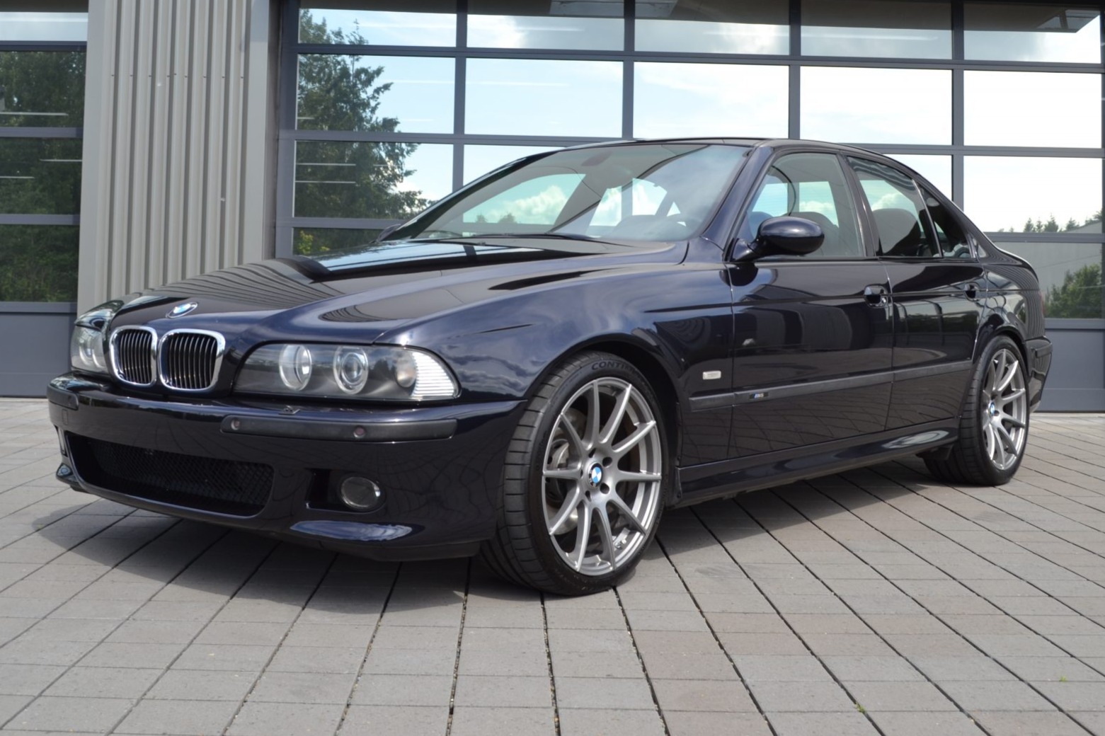 BMW E39 M5 