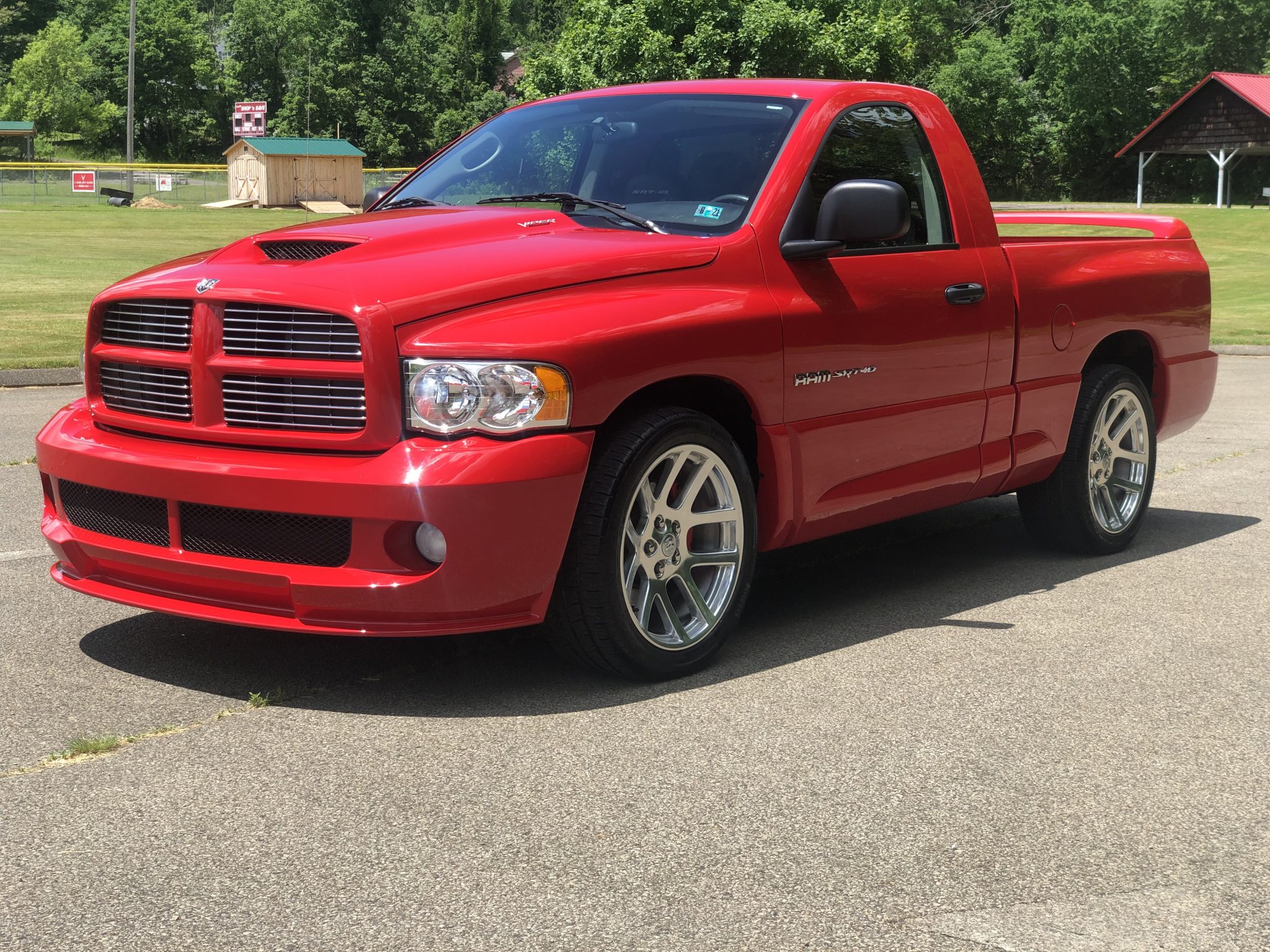 Dodge Ram SRT-10 Pickup 