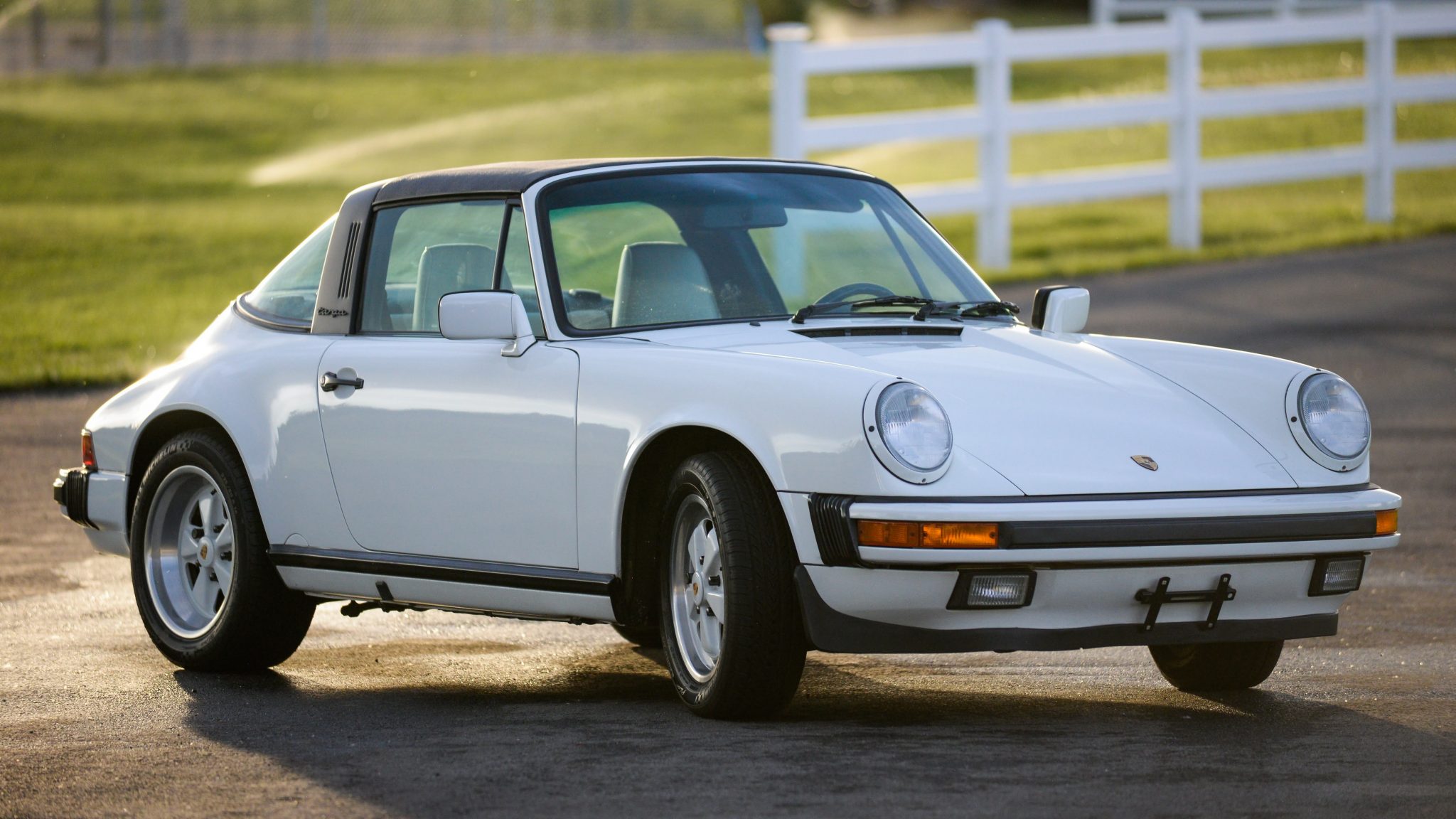 1989 Porsche 911 Carrera 3.2 
