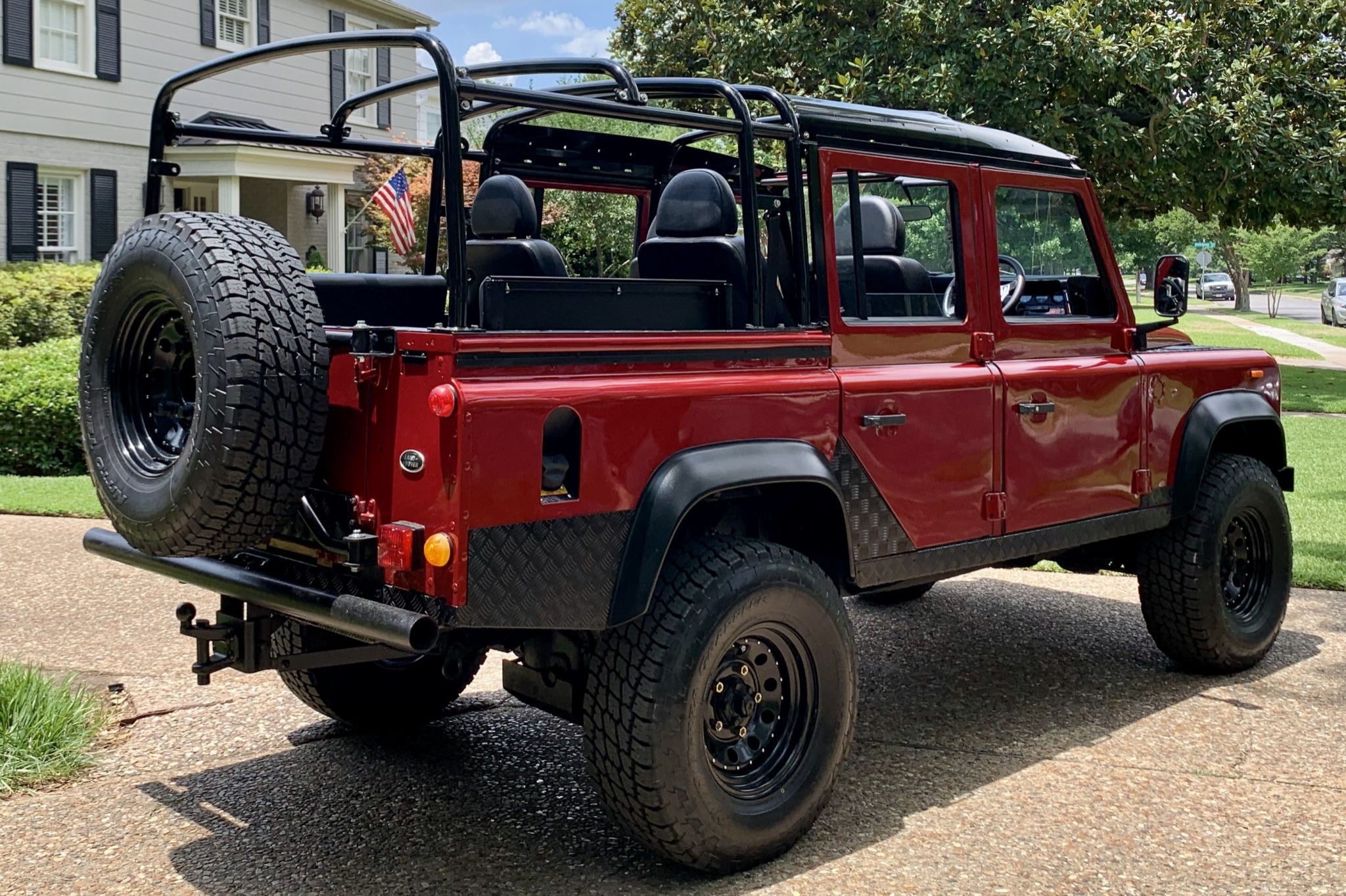 Land Rover 110 / Defender 110 (Euro Spec) 