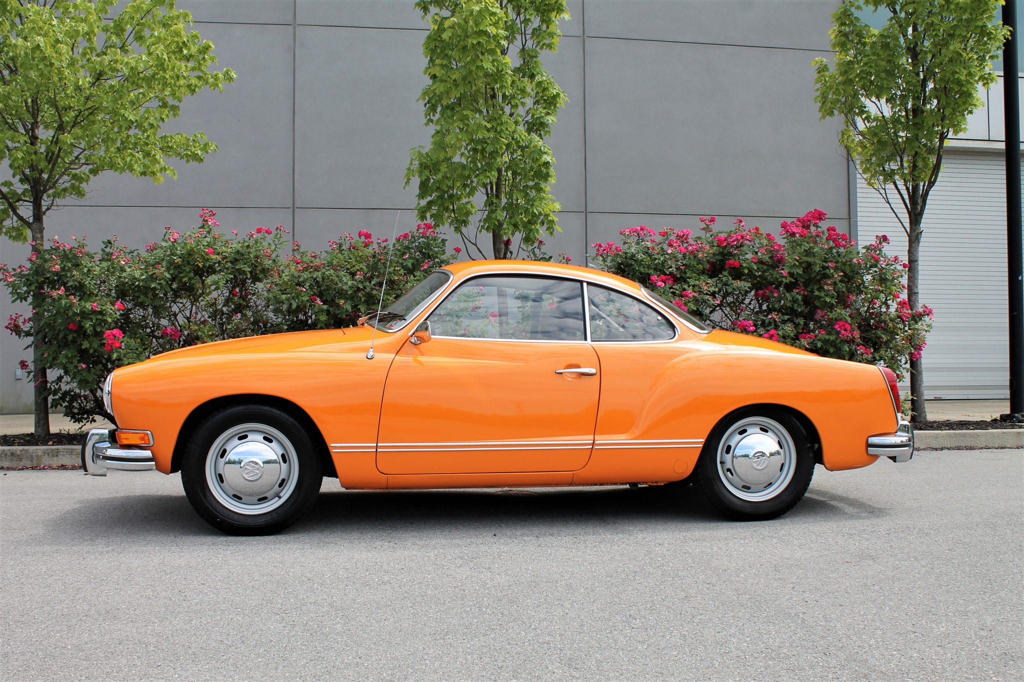 Volkswagen Karmann Ghia 
