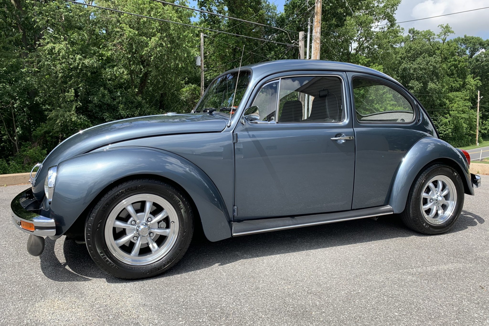 Volkswagen Super Beetle 