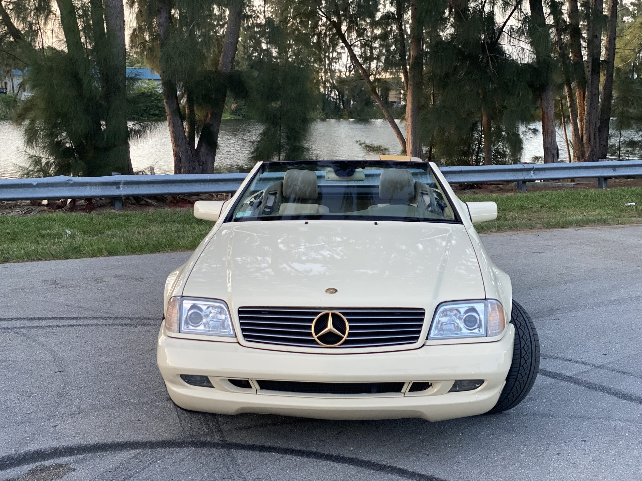 Mercedes-Benz R129 SL 