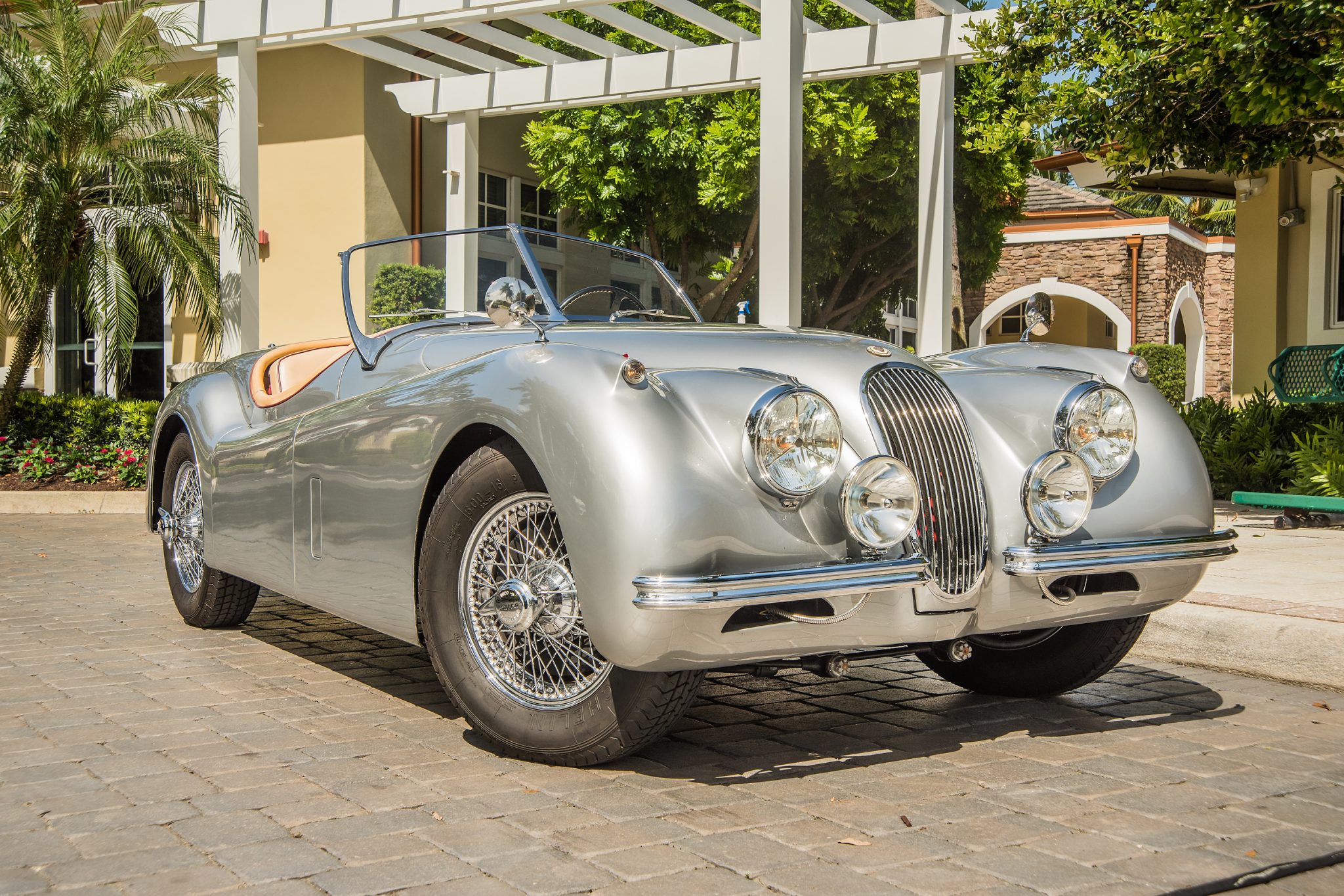 Jaguar XK120 