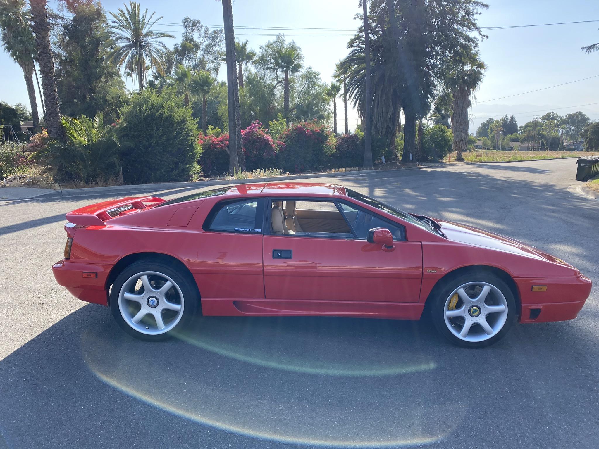 Lotus Esprit 