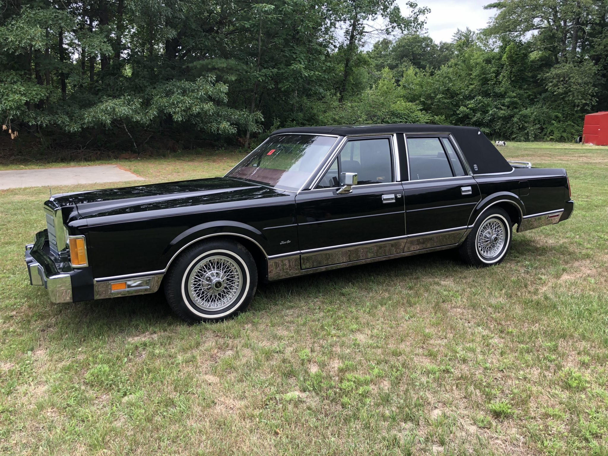 Lincoln Town Car 