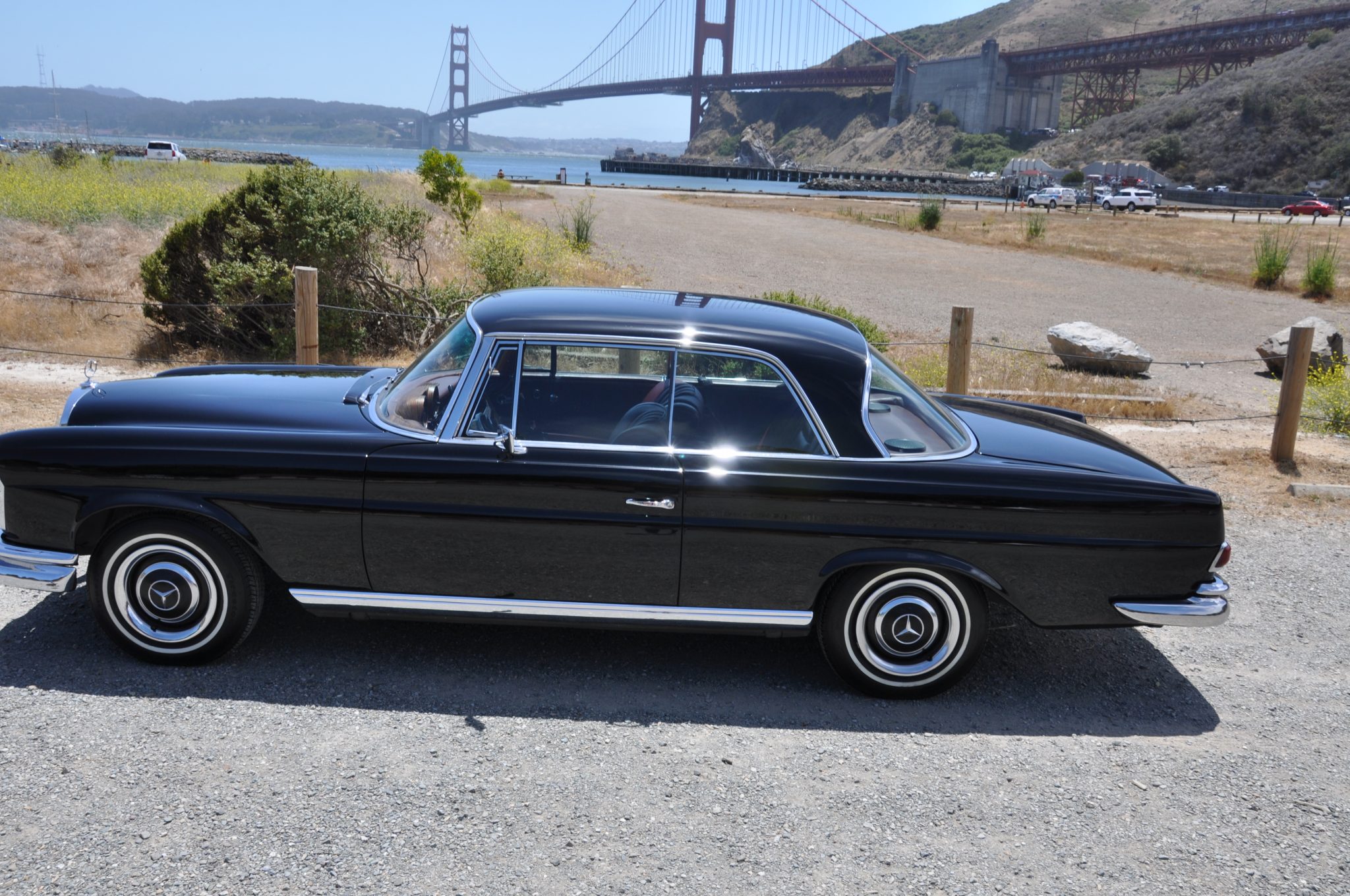 Mercedes-Benz W111 Coupe & Cabriolet 