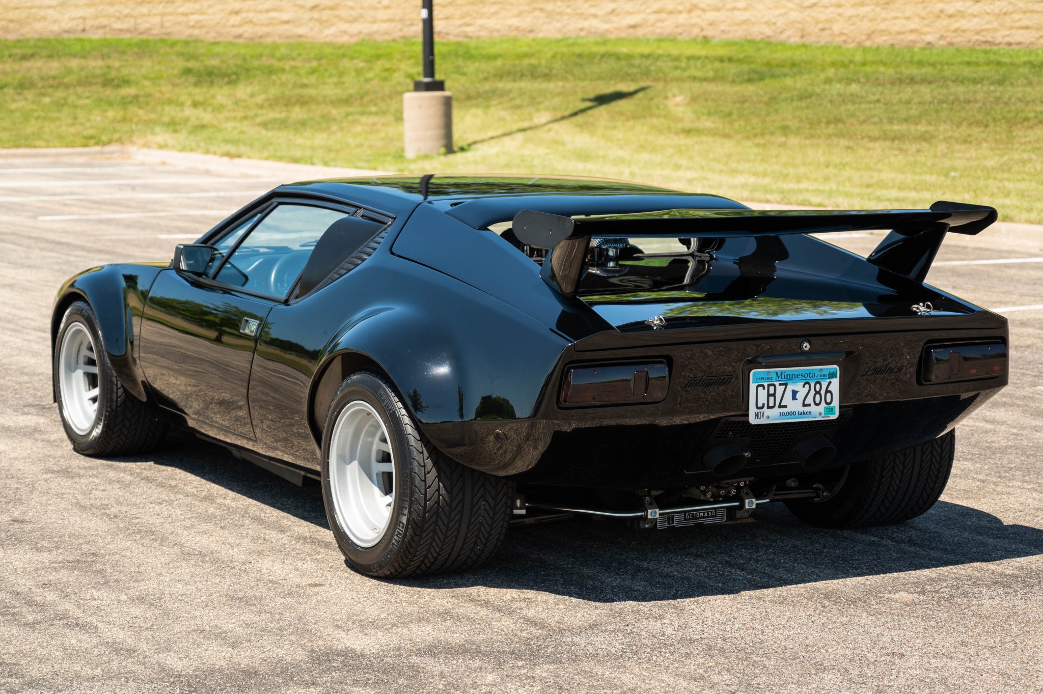 DeTomaso Pantera 