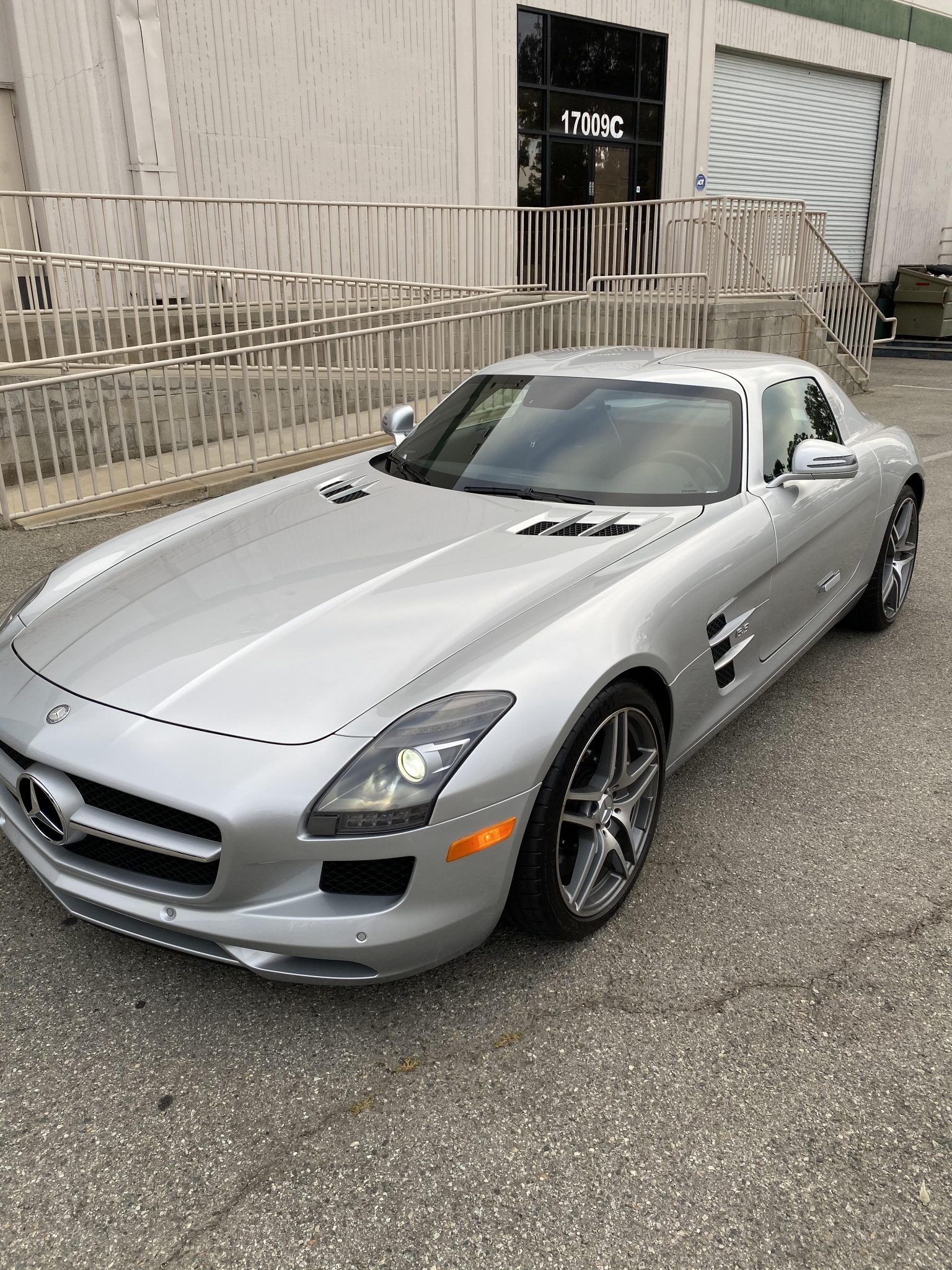 Mercedes-Benz SLS AMG 