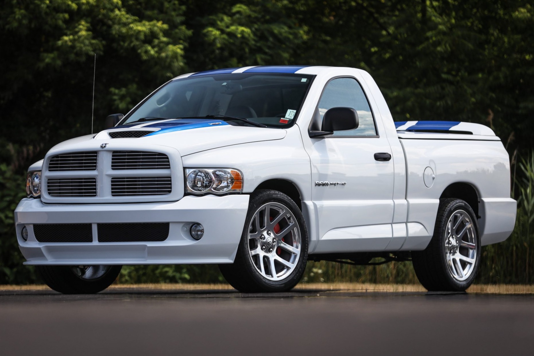 Dodge Ram SRT-10 Pickup 
