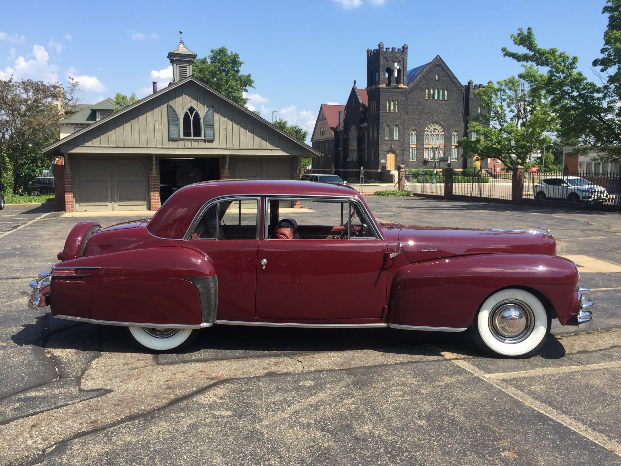 Lincoln Continental (1940-1948) 