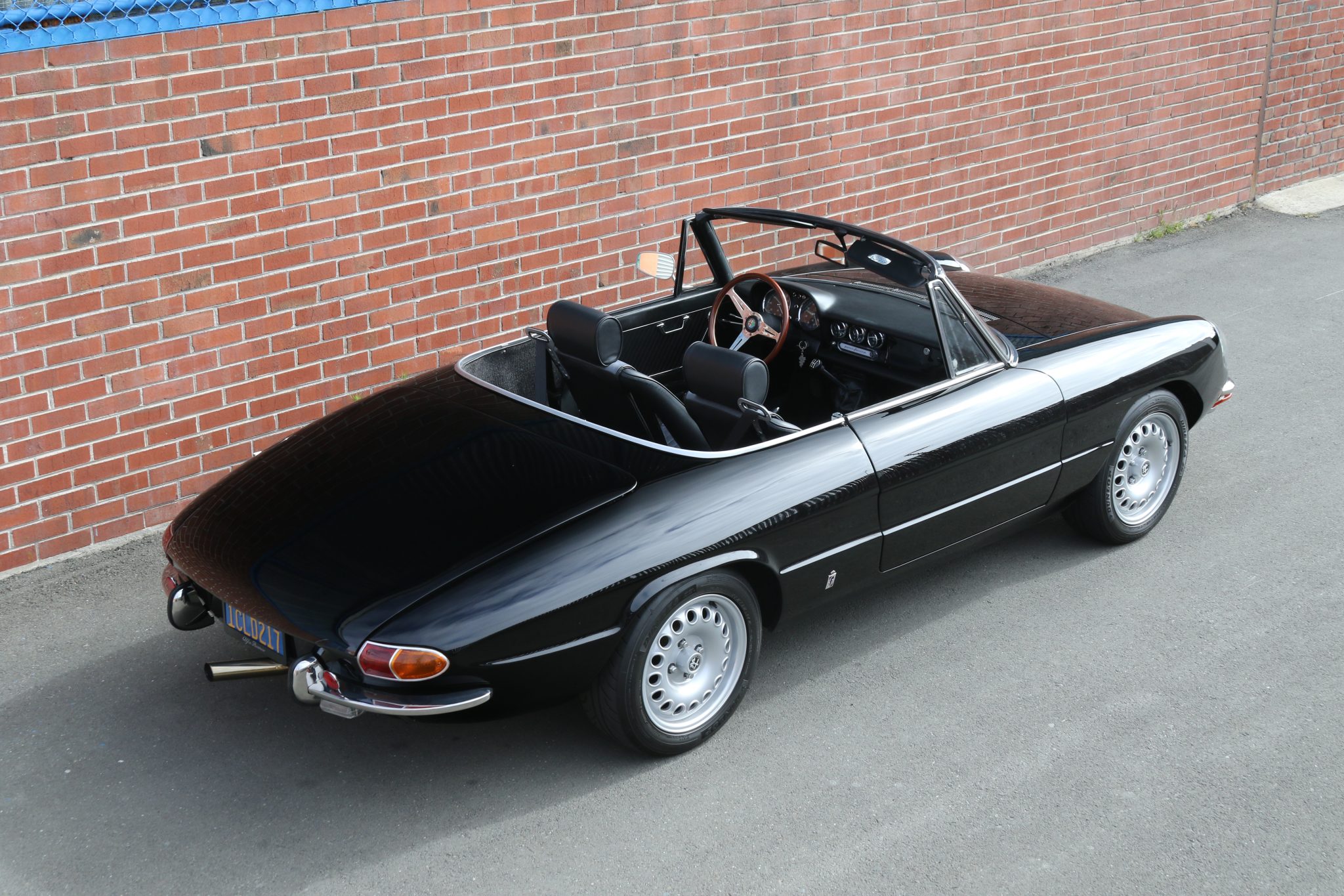 Alfa Romeo 105/115 Spider Series 1 