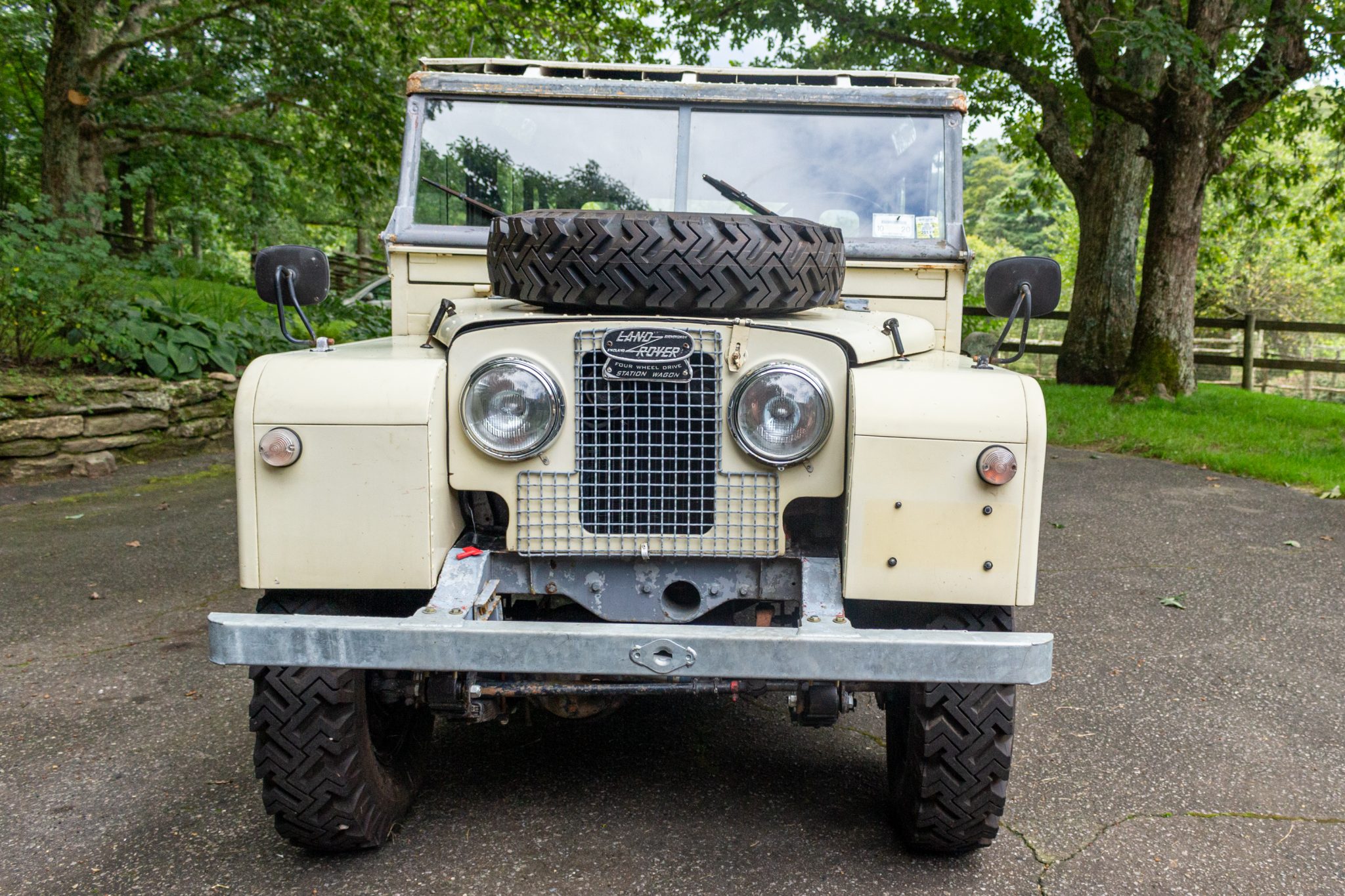 Land Rover Series 109 