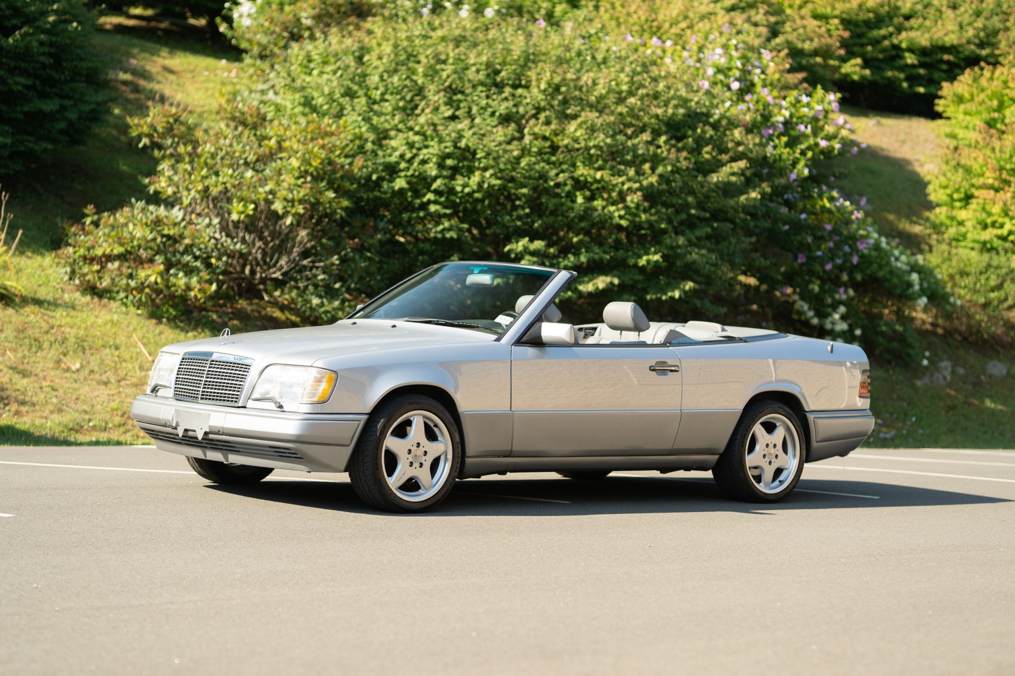 Mercedes-Benz W124 E-Class 