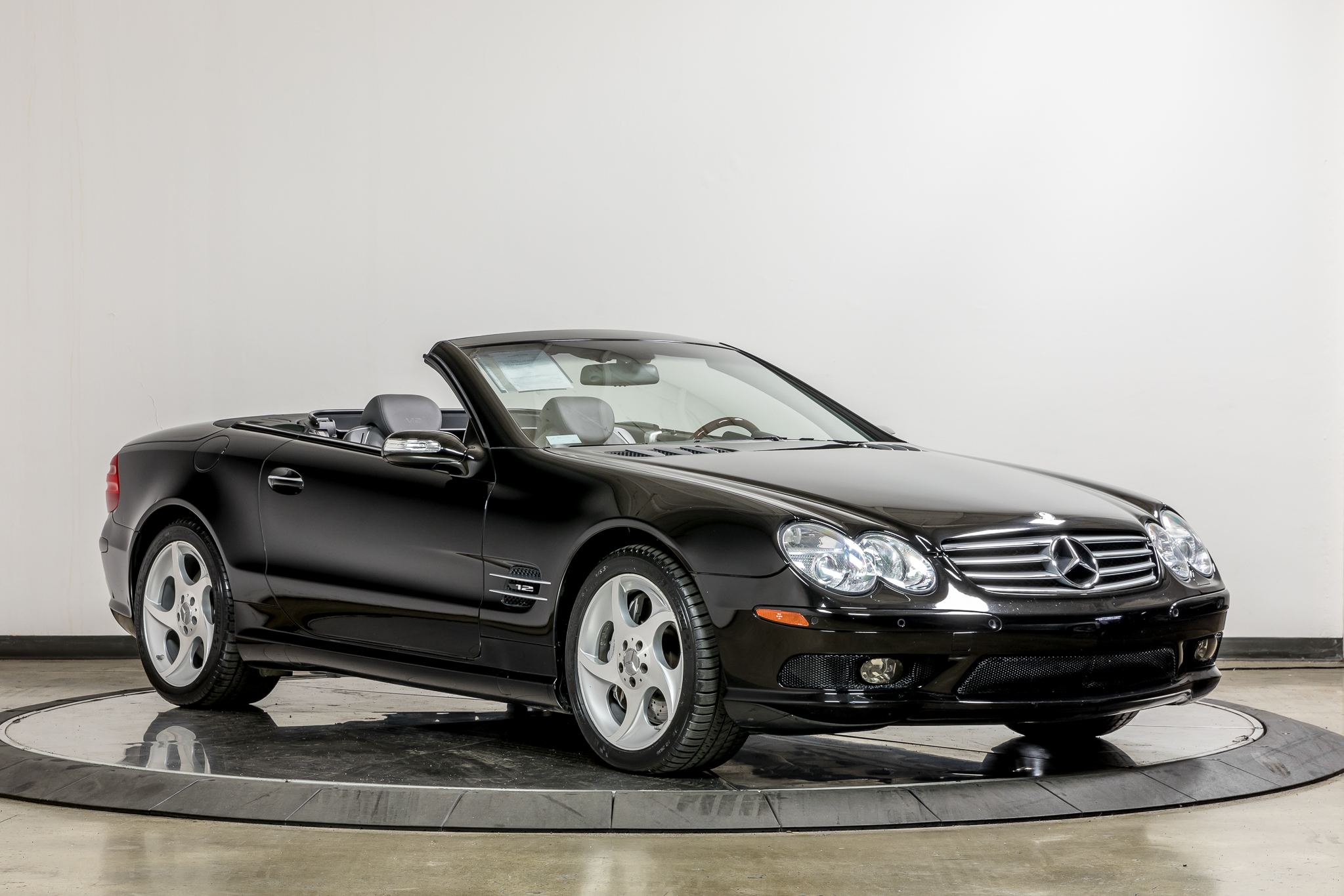 Mercedes-Benz R230 SL 