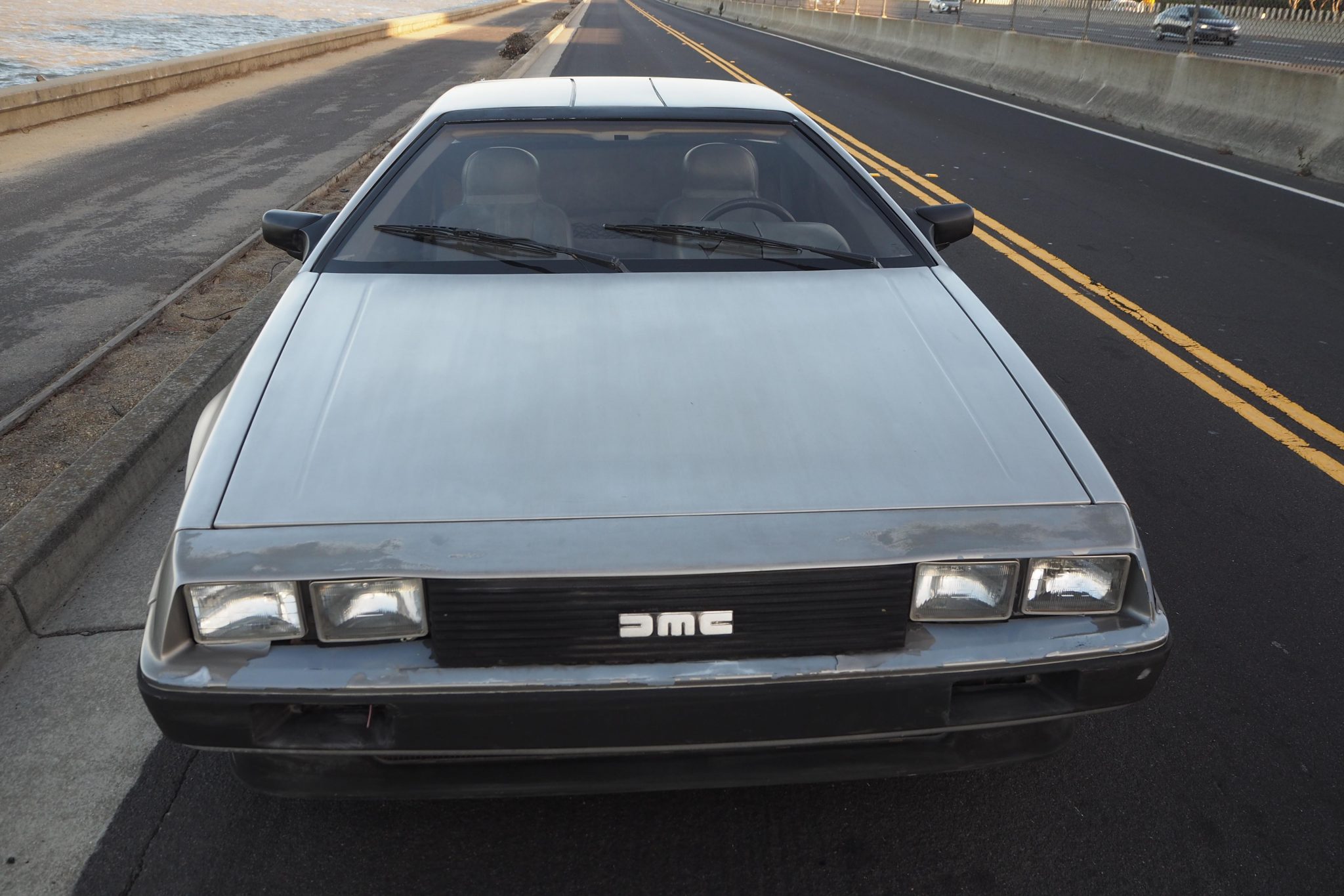 DeLorean DMC-12 