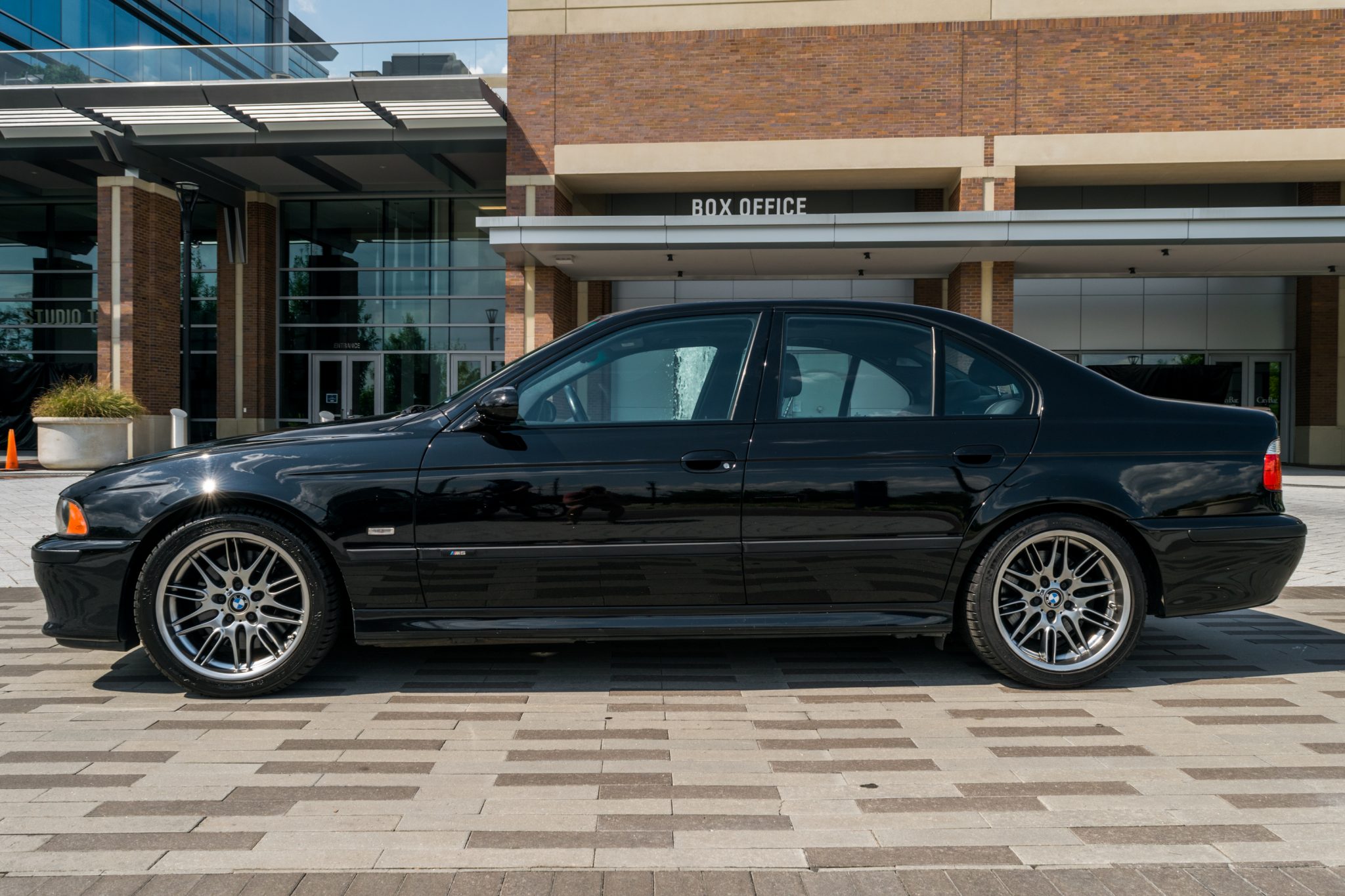 BMW E39 M5 