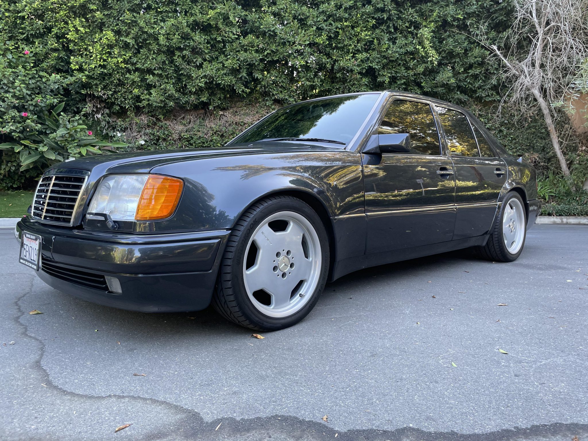 Mercedes-Benz 500E & E500 
