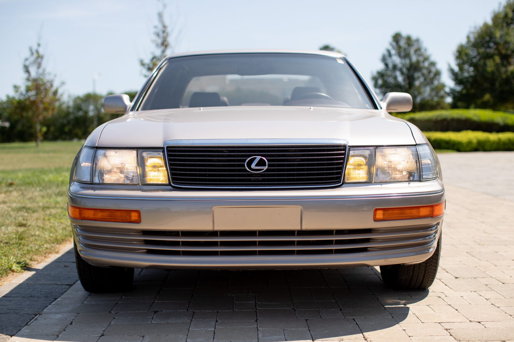 Lexus LS Sedan 
