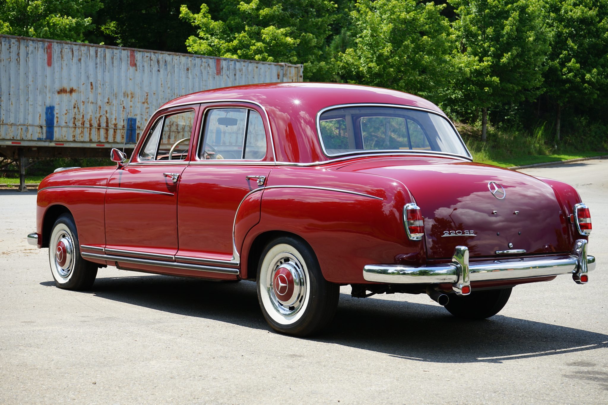 Mercedes-Benz Ponton 