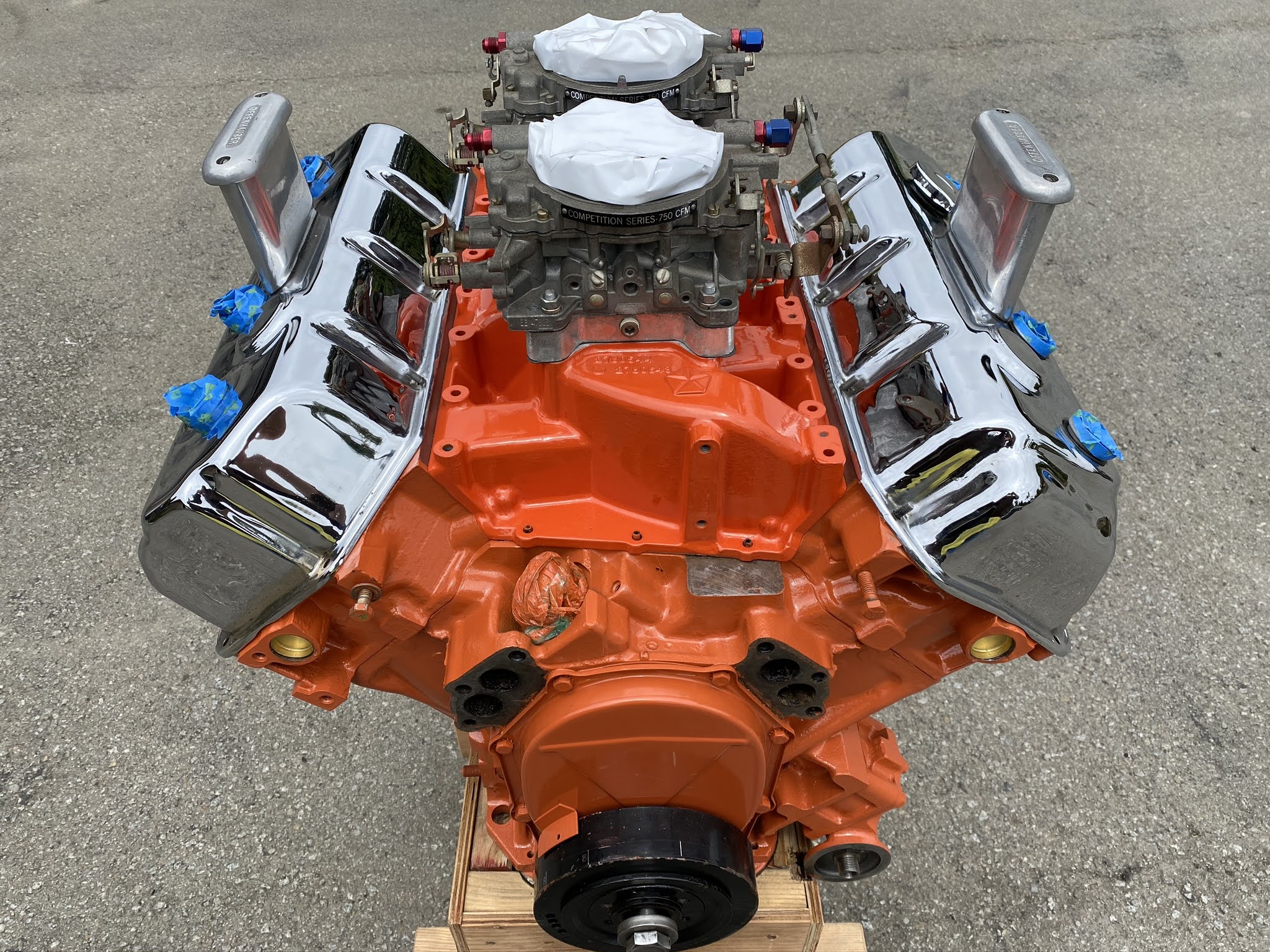 Parts and Automobilia – Engines 