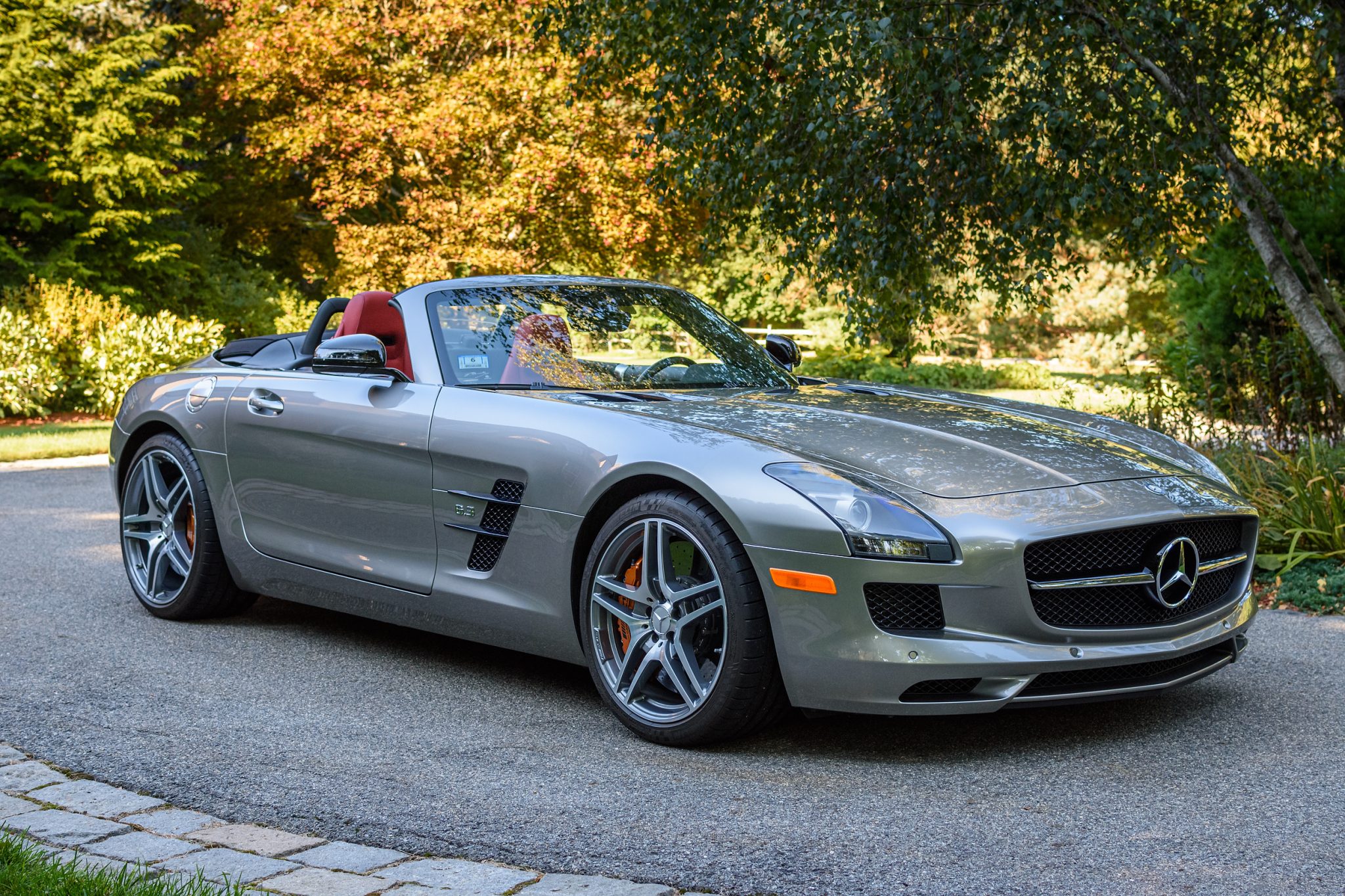 Mercedes-Benz SLS AMG 