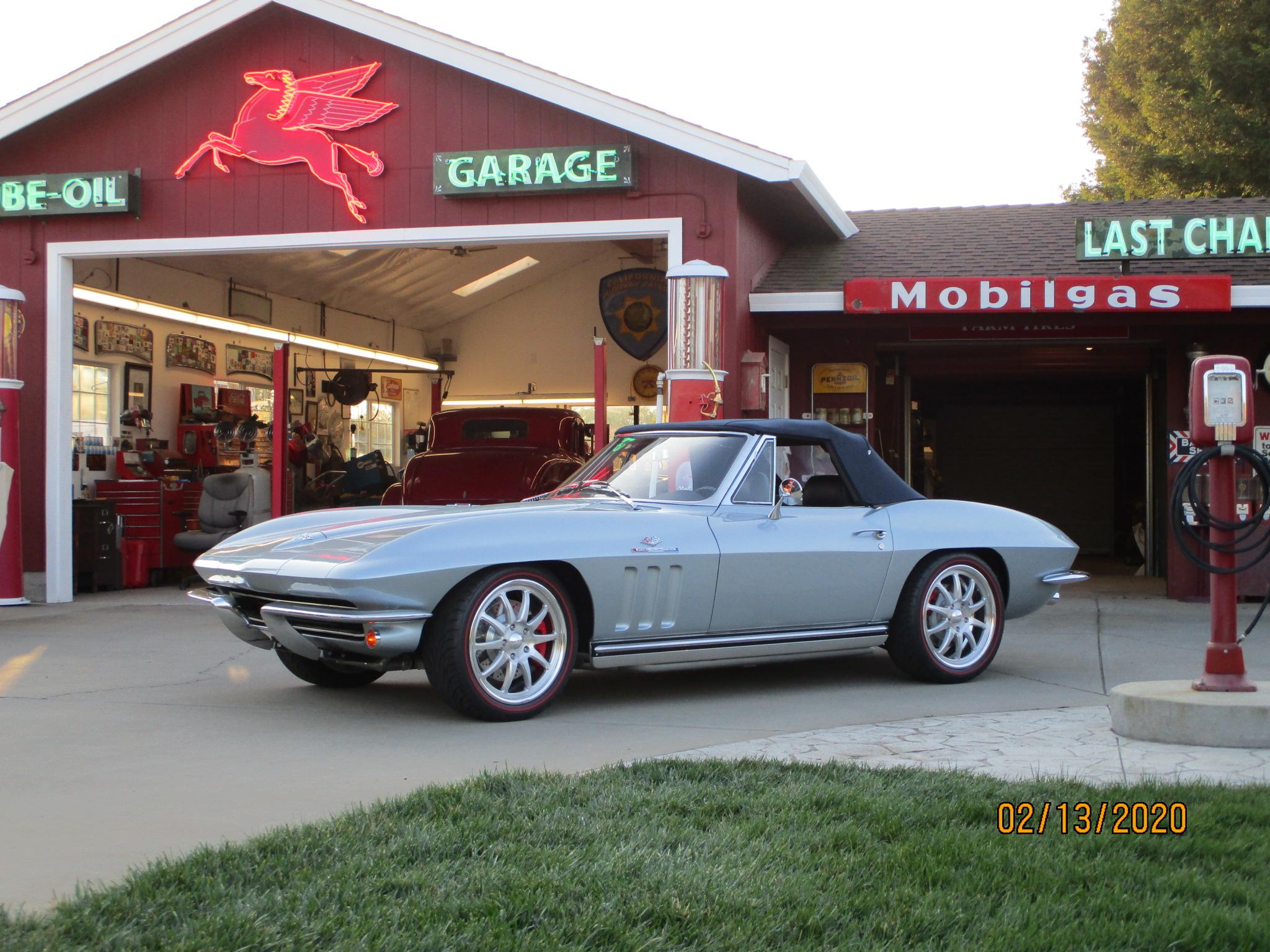 Chevrolet Corvette C2 