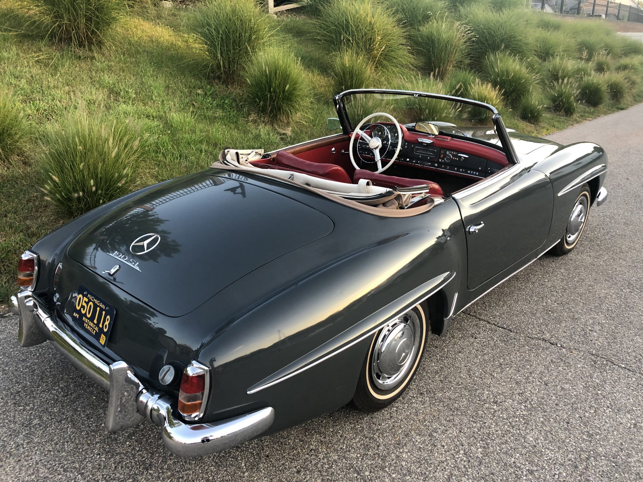 Mercedes-Benz 190SL 