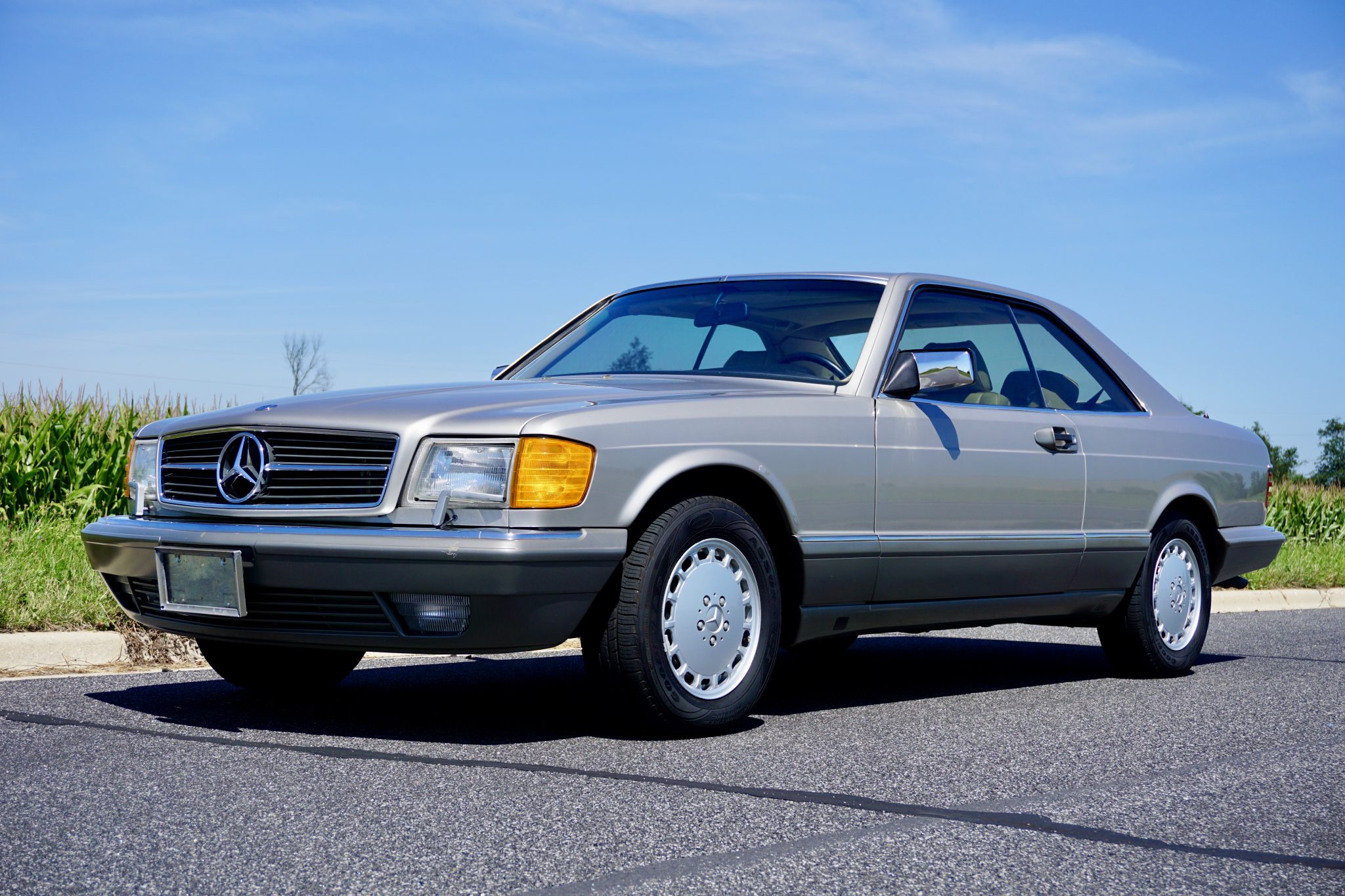 Mercedes-Benz C126 
