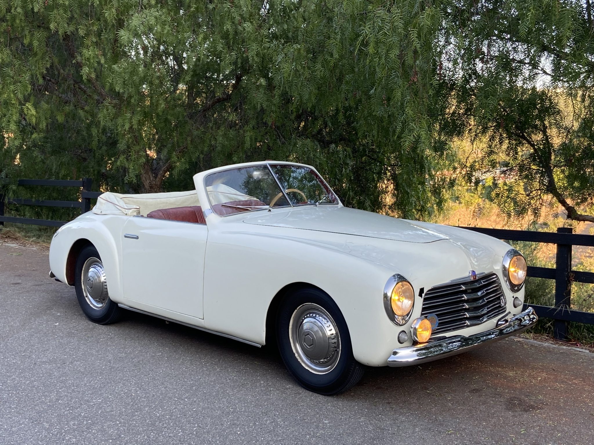 Simca 8 Sport Cabriolet 