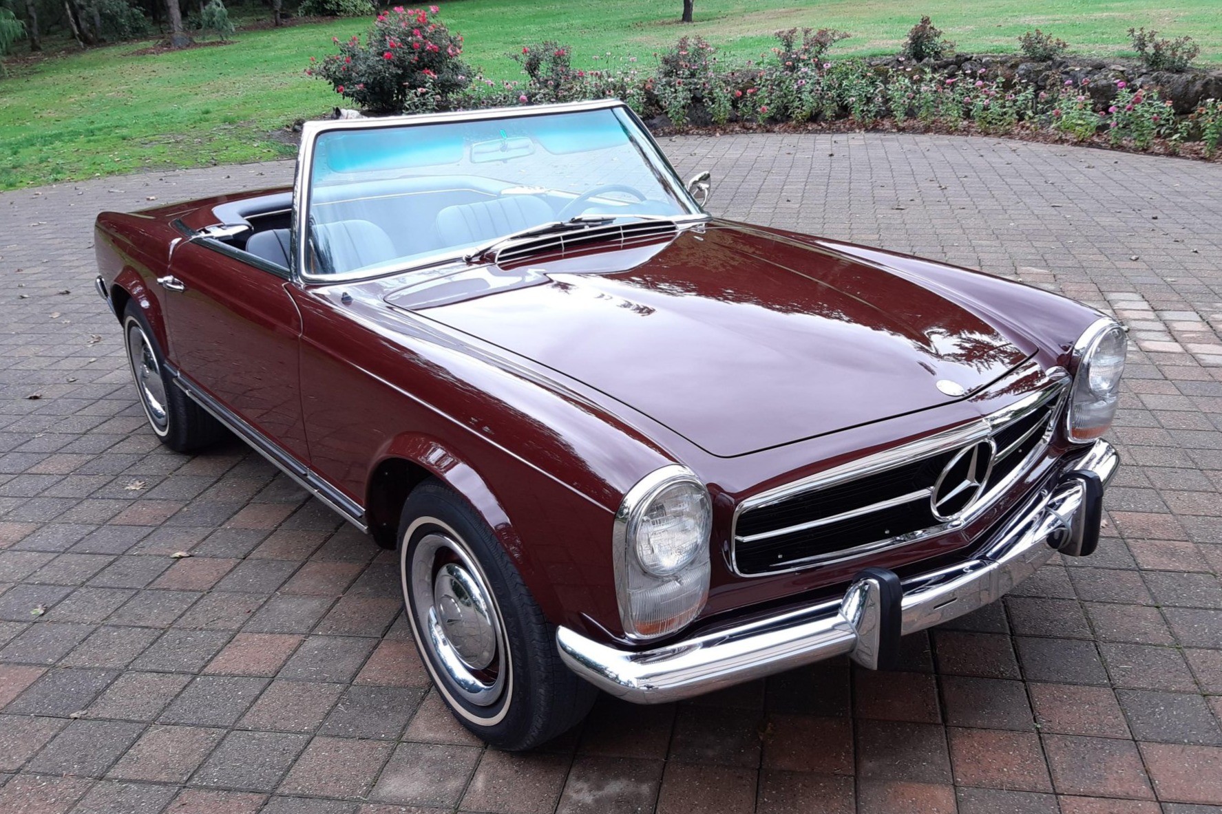 Mercedes-Benz W113 SL 