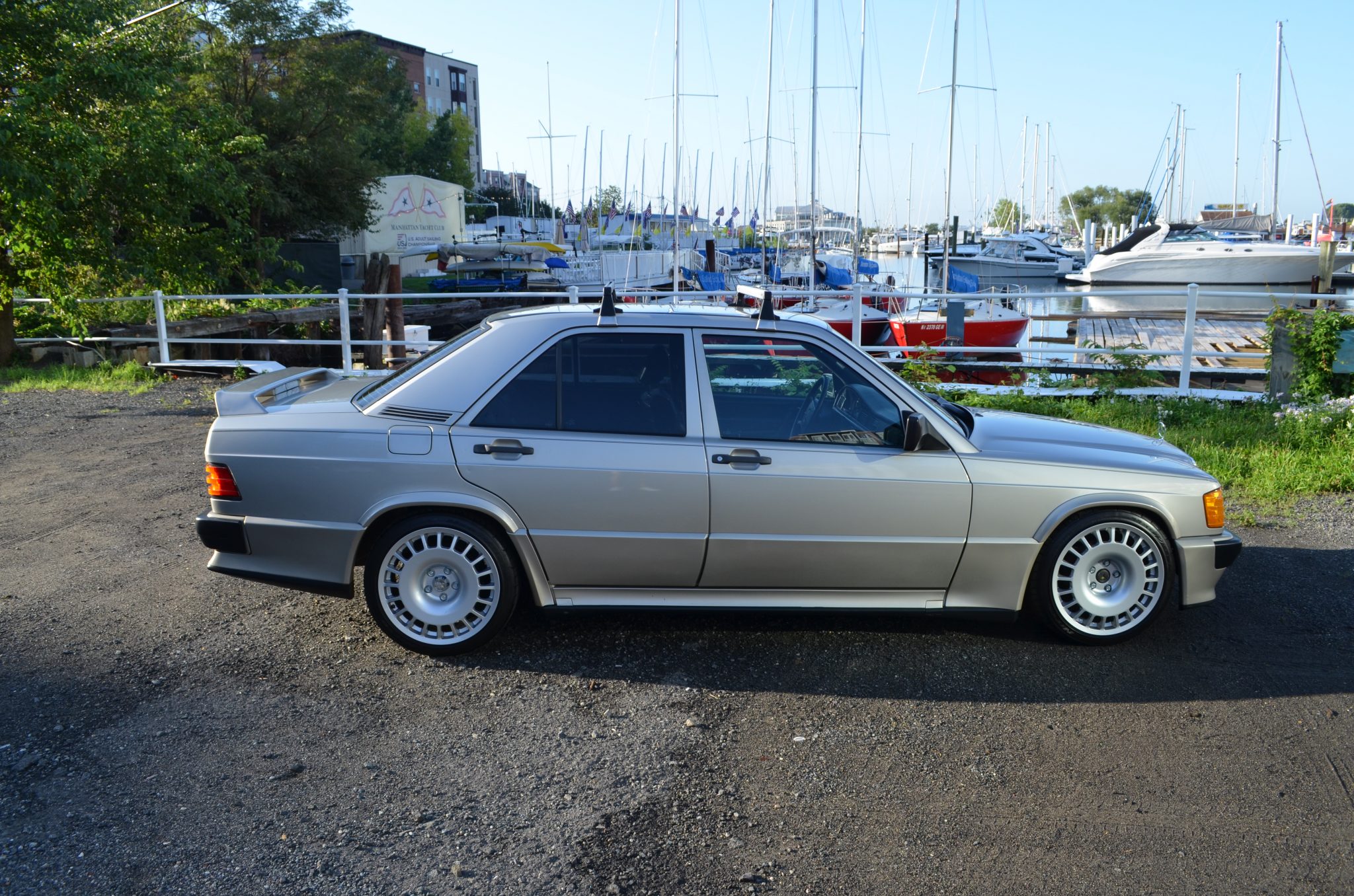 Mercedes-Benz 190E 2.3-16 & 2.5-16 