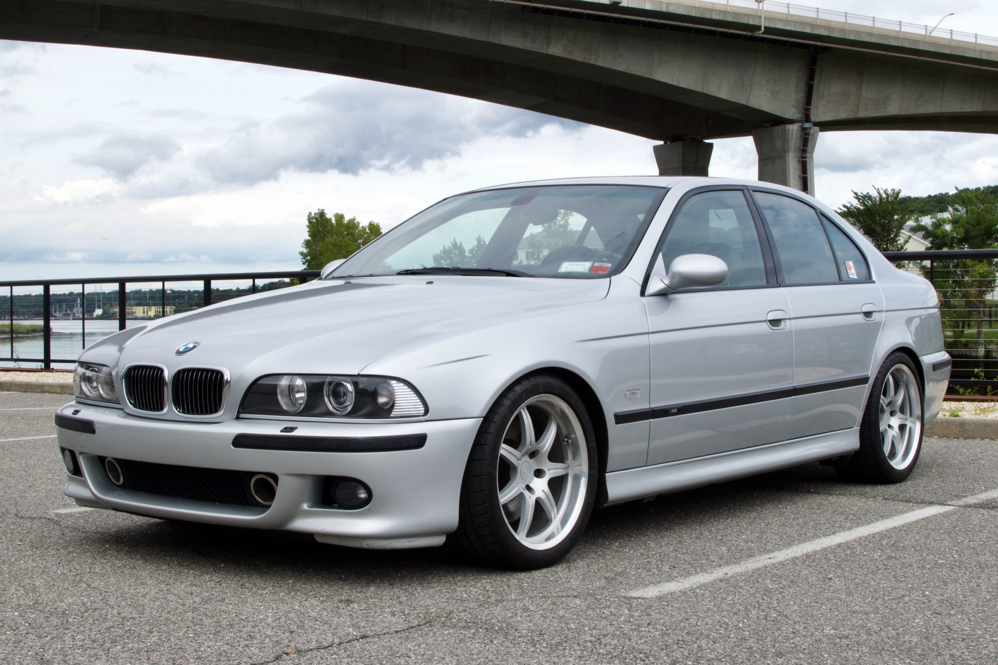 BMW E39 M5 