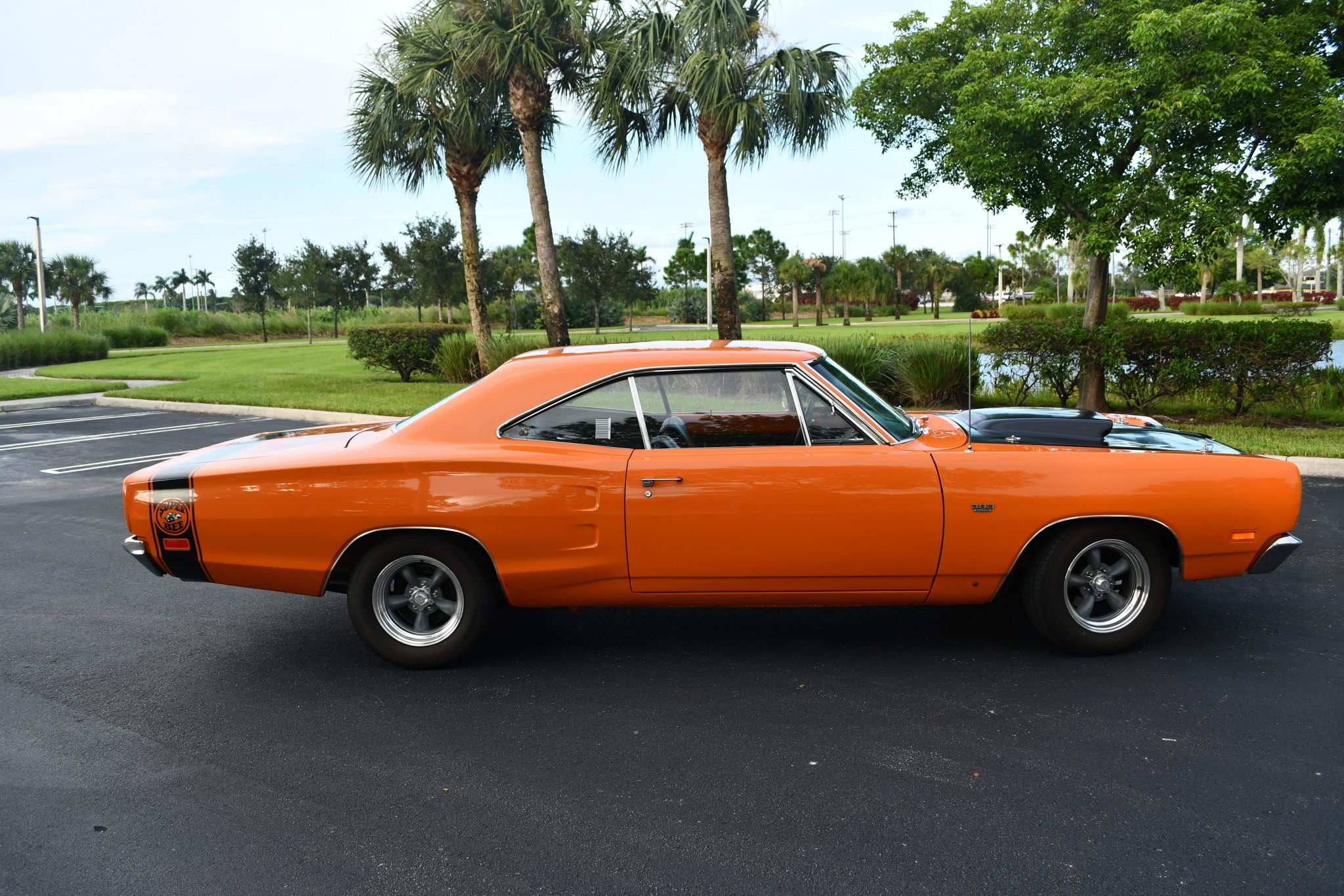 Dodge Super Bee 