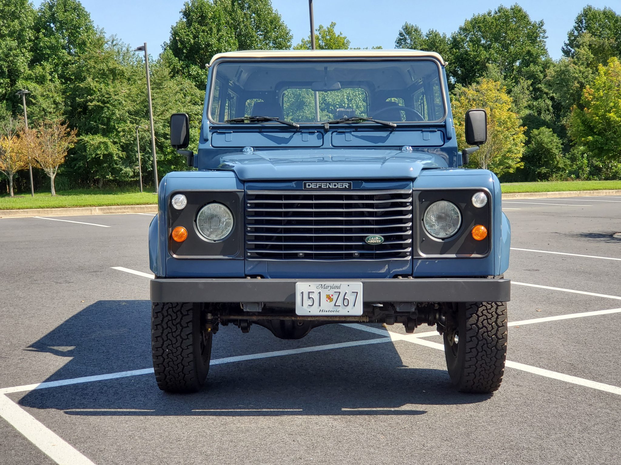 Land Rover 90 / Defender 90 (Euro Spec) 