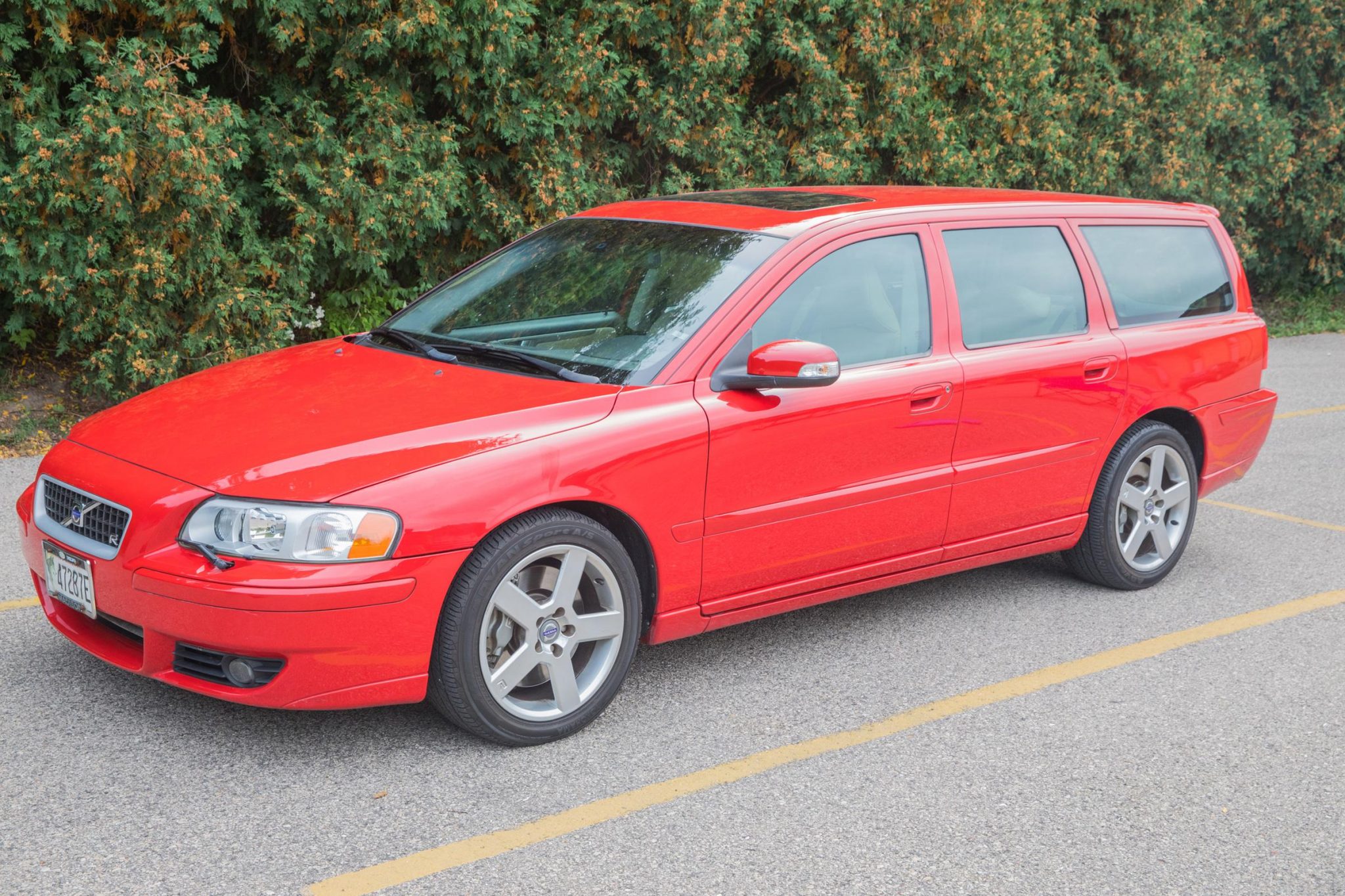 Volvo V70R 