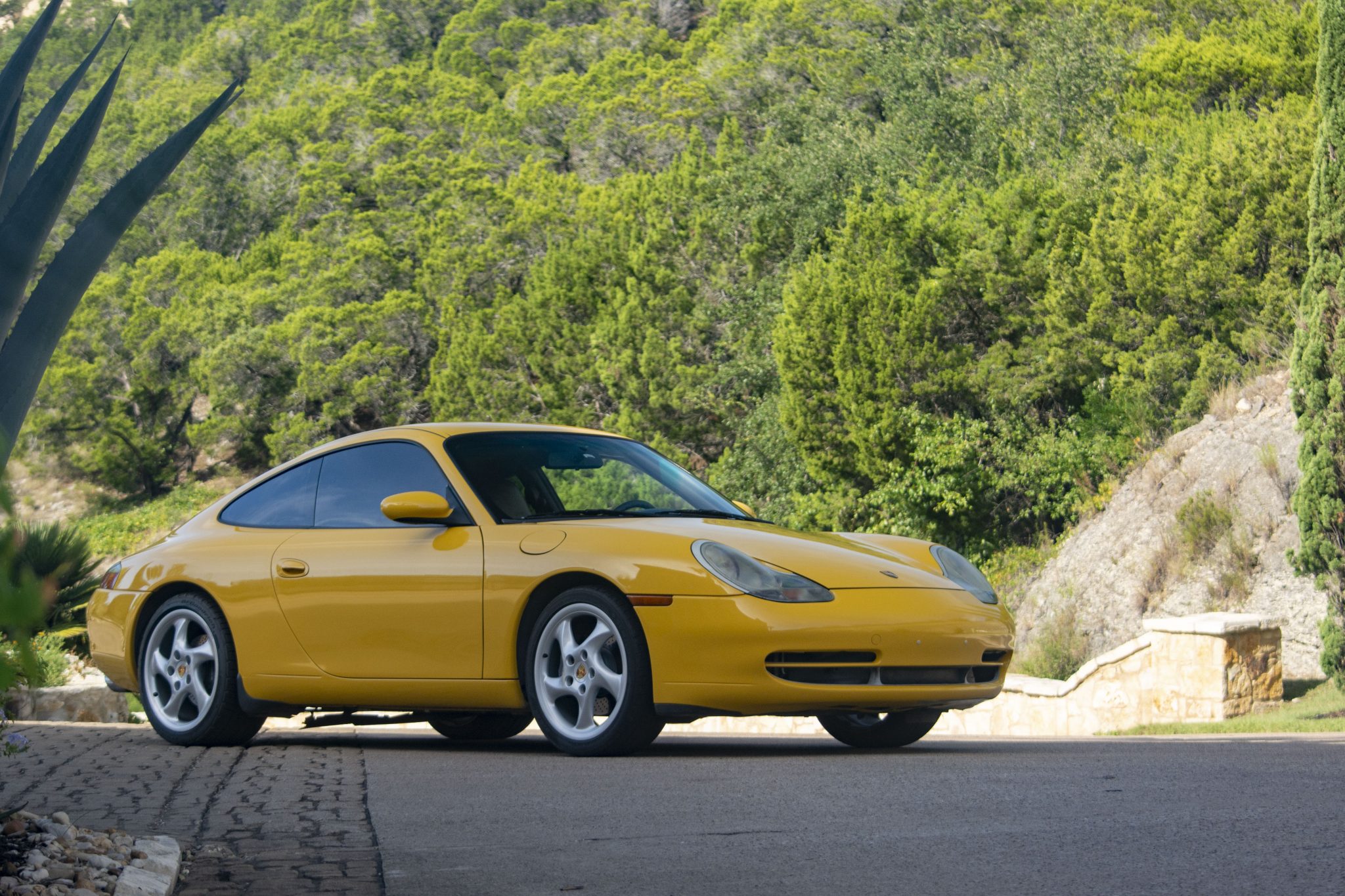 2000 Porsche 996 911 (Non-Turbo/GT2/GT3) 