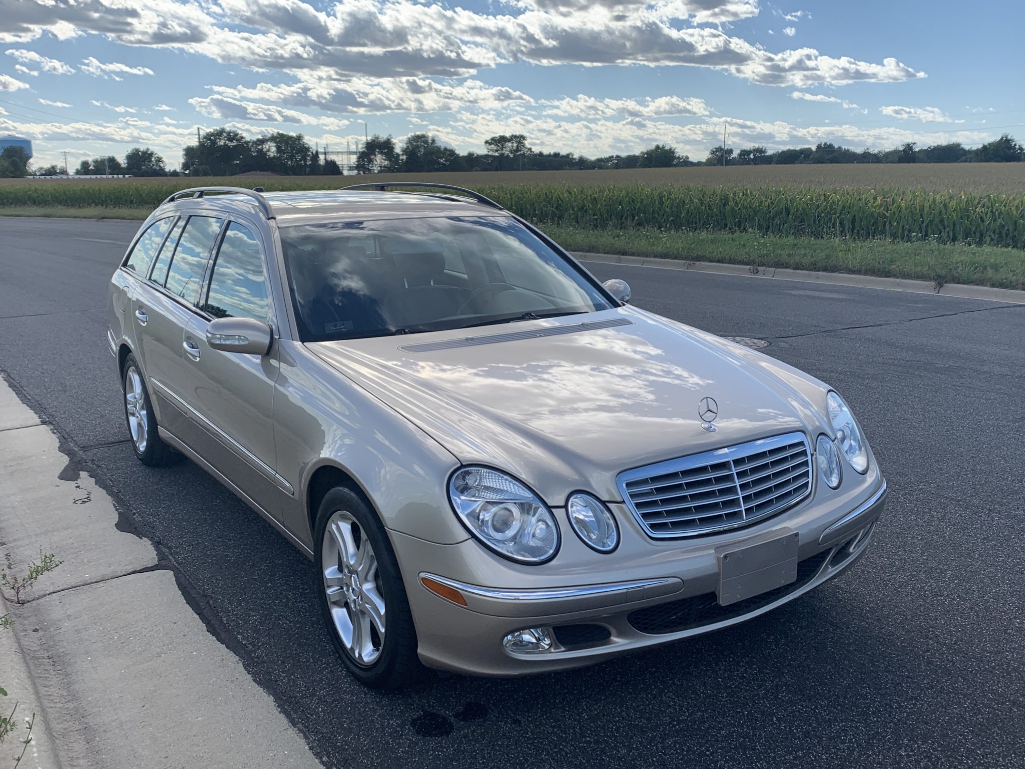 Mercedes-Benz W211 E-Class 