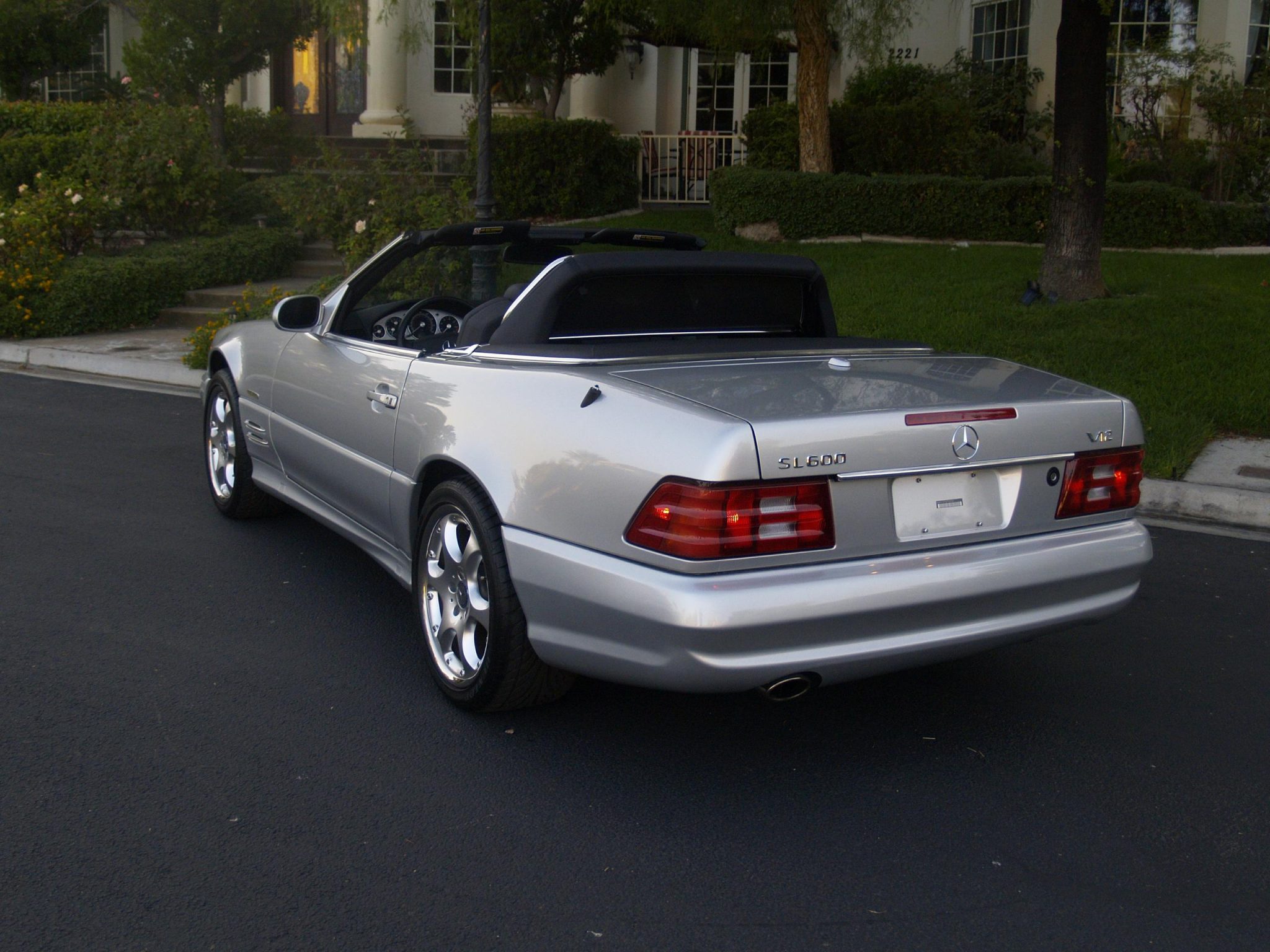 Mercedes-Benz R129 SL 